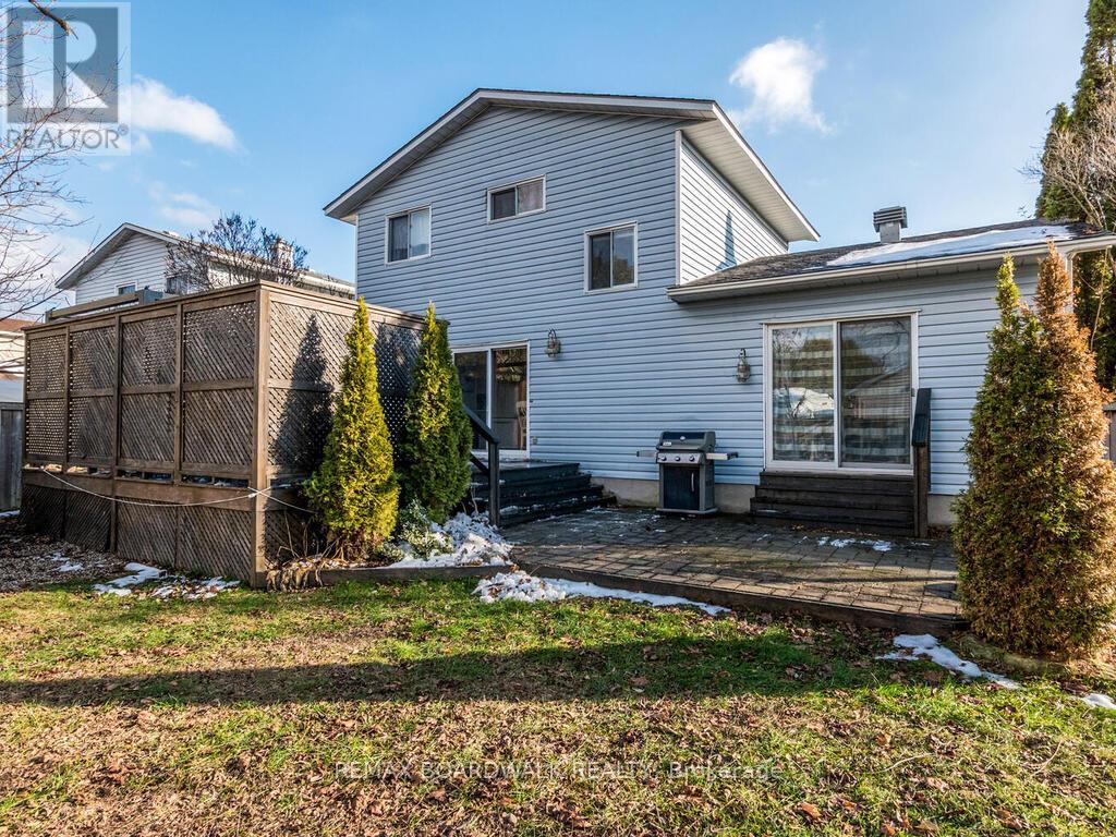 15 Terry Fox Avenue, Carleton Place, Ontario  K7C 4G2 - Photo 35 - X13012270