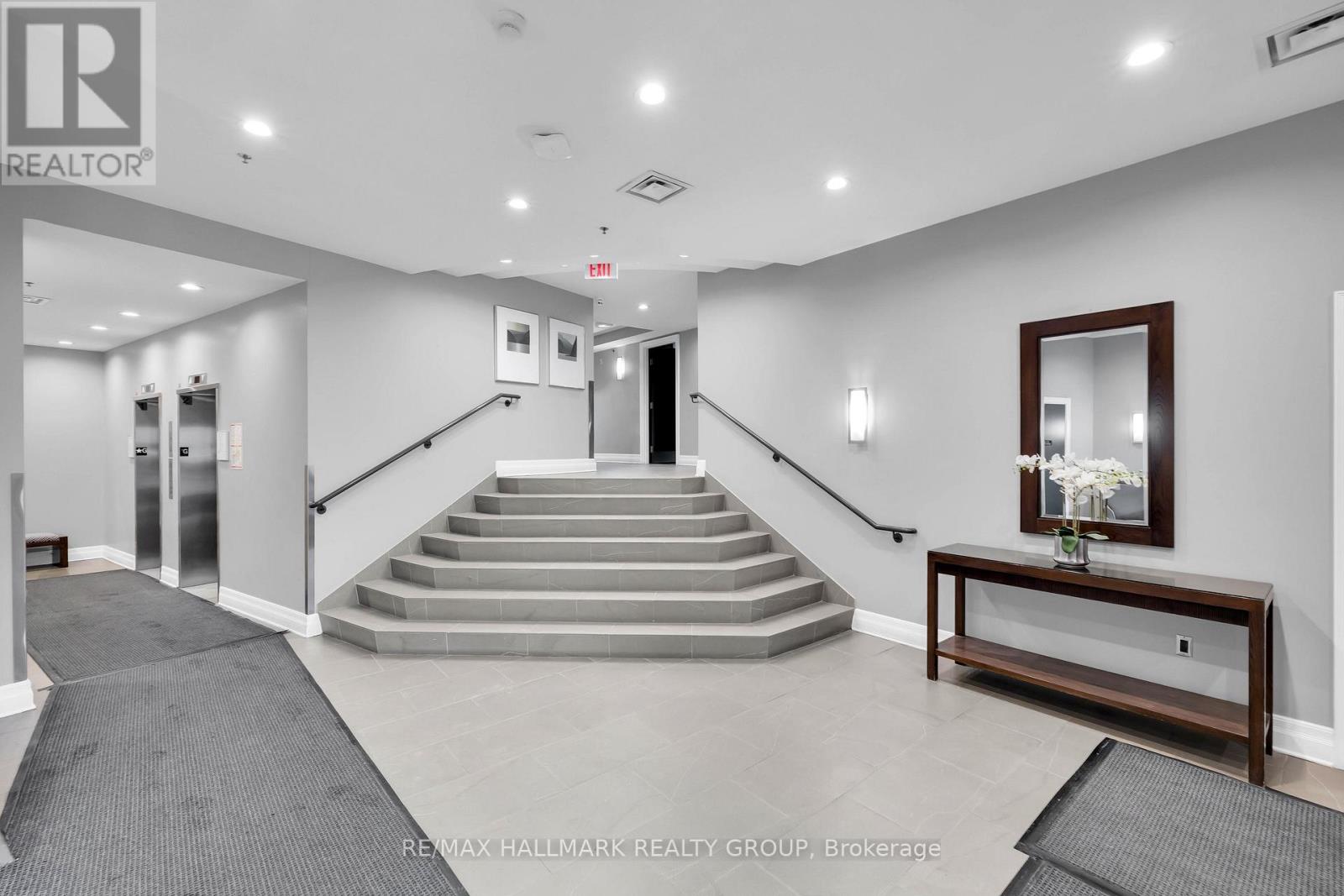 705 - 420 Berkley Avenue, Ottawa, Ontario  K2A 4H5 - Photo 4 - X13012296