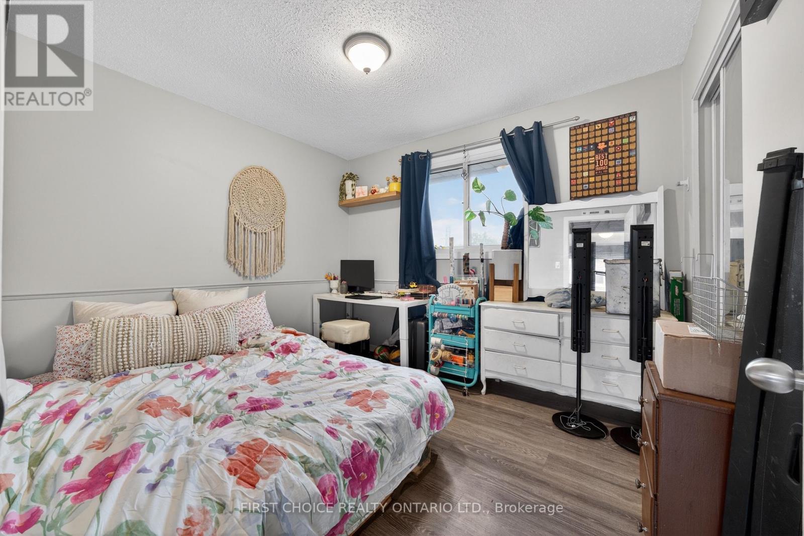 1307 Aurele Street, Ottawa, Ontario  K1B 3L4 - Photo 10 - X13012480