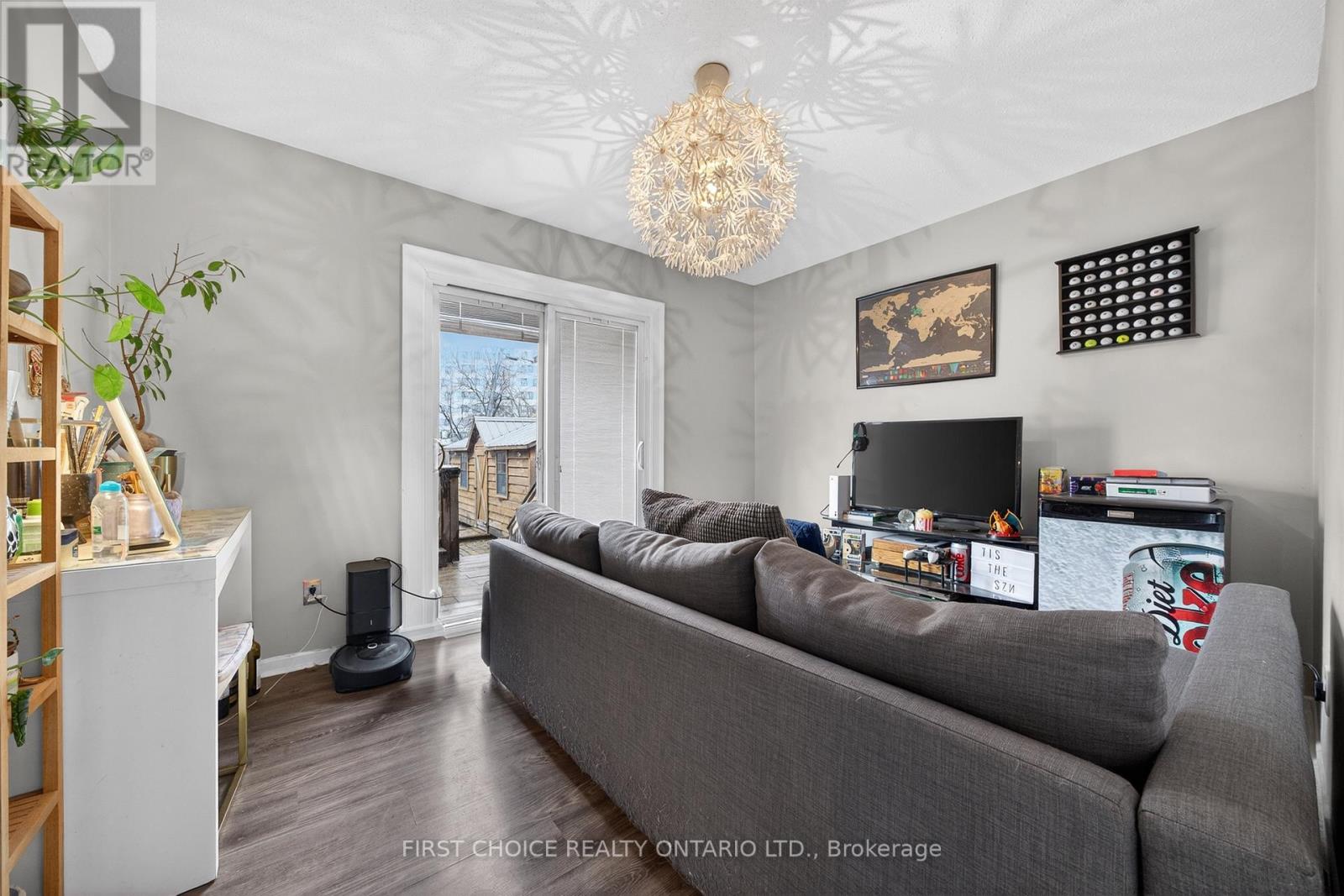 1307 Aurele Street, Ottawa, Ontario  K1B 3L4 - Photo 11 - X13012480