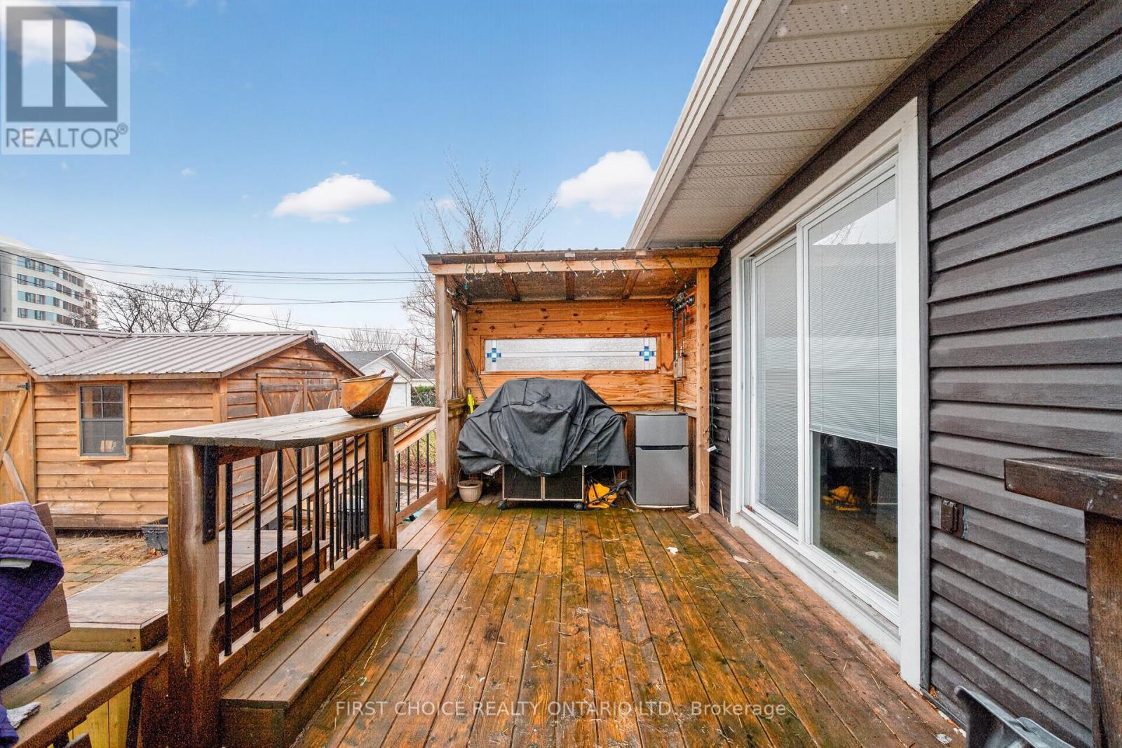 1307 Aurele Street, Ottawa, Ontario  K1B 3L4 - Photo 21 - X13012480