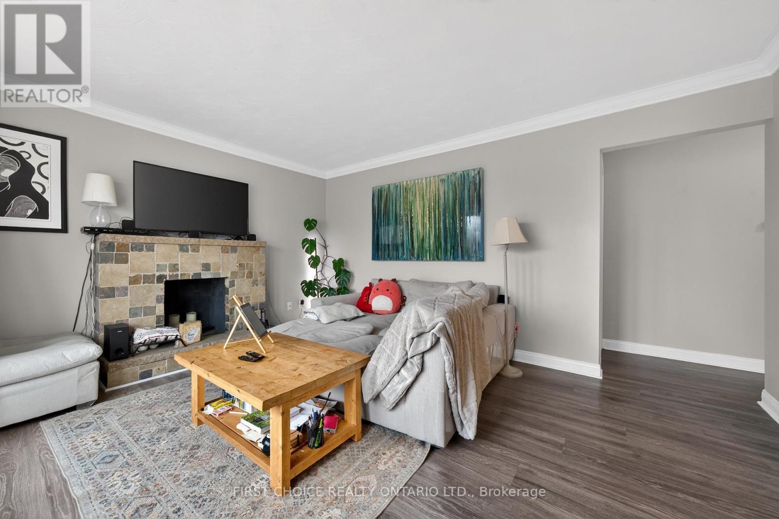 1307 Aurele Street, Ottawa, Ontario  K1B 3L4 - Photo 8 - X13012480