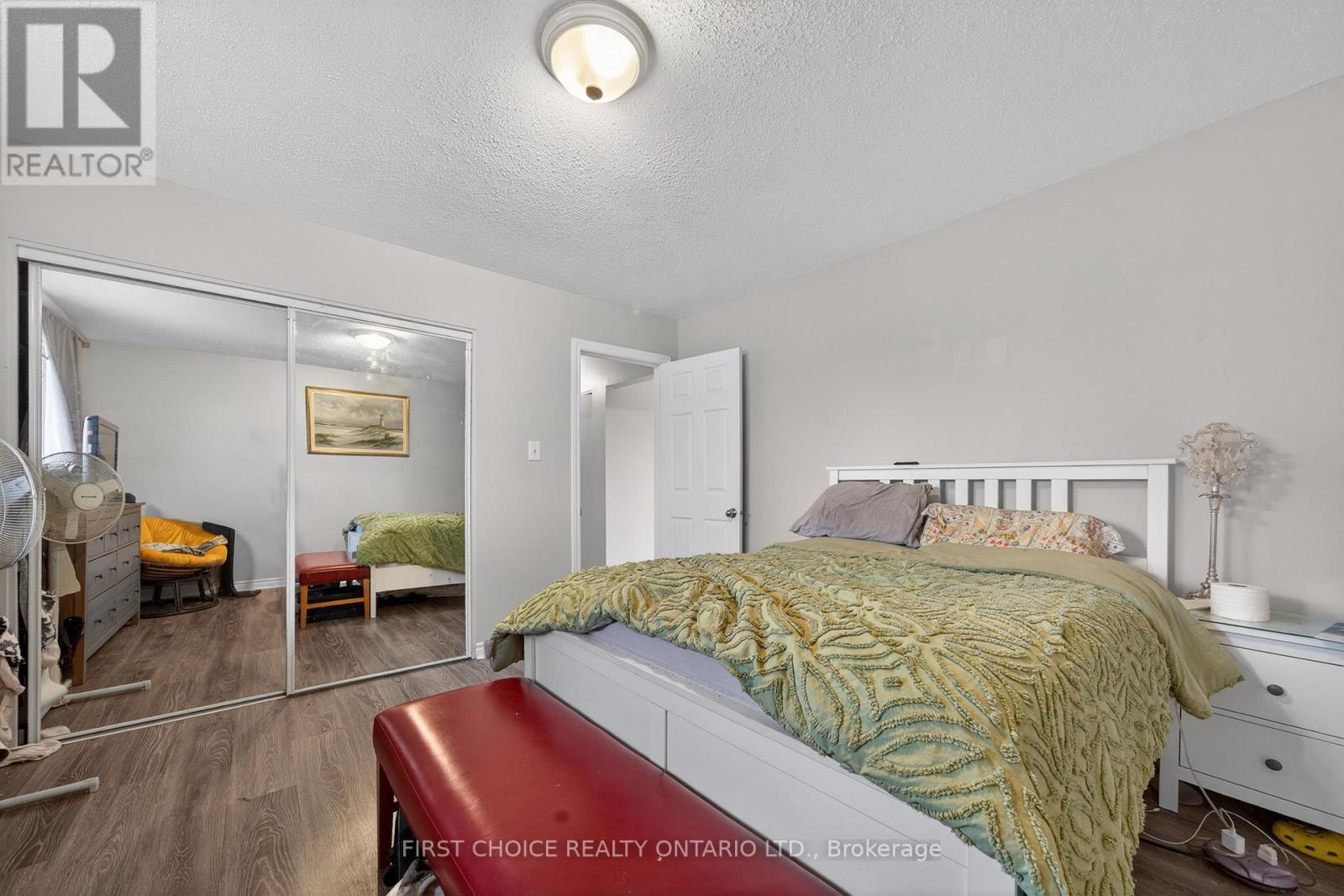 1307 Aurele Street, Ottawa, Ontario  K1B 3L4 - Photo 9 - X13012480