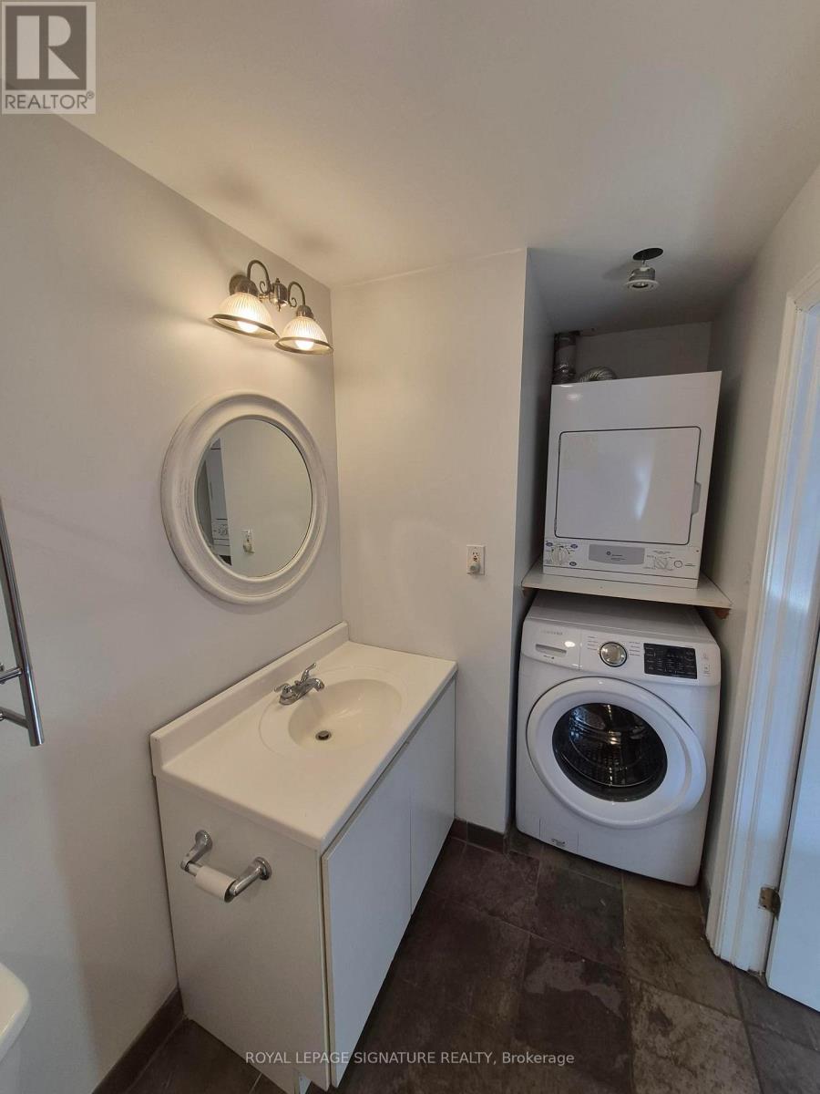 Apt 2 - 344 Roselawn Avenue, Toronto, Ontario  M4R 1G1 - Photo 14 - C13011908