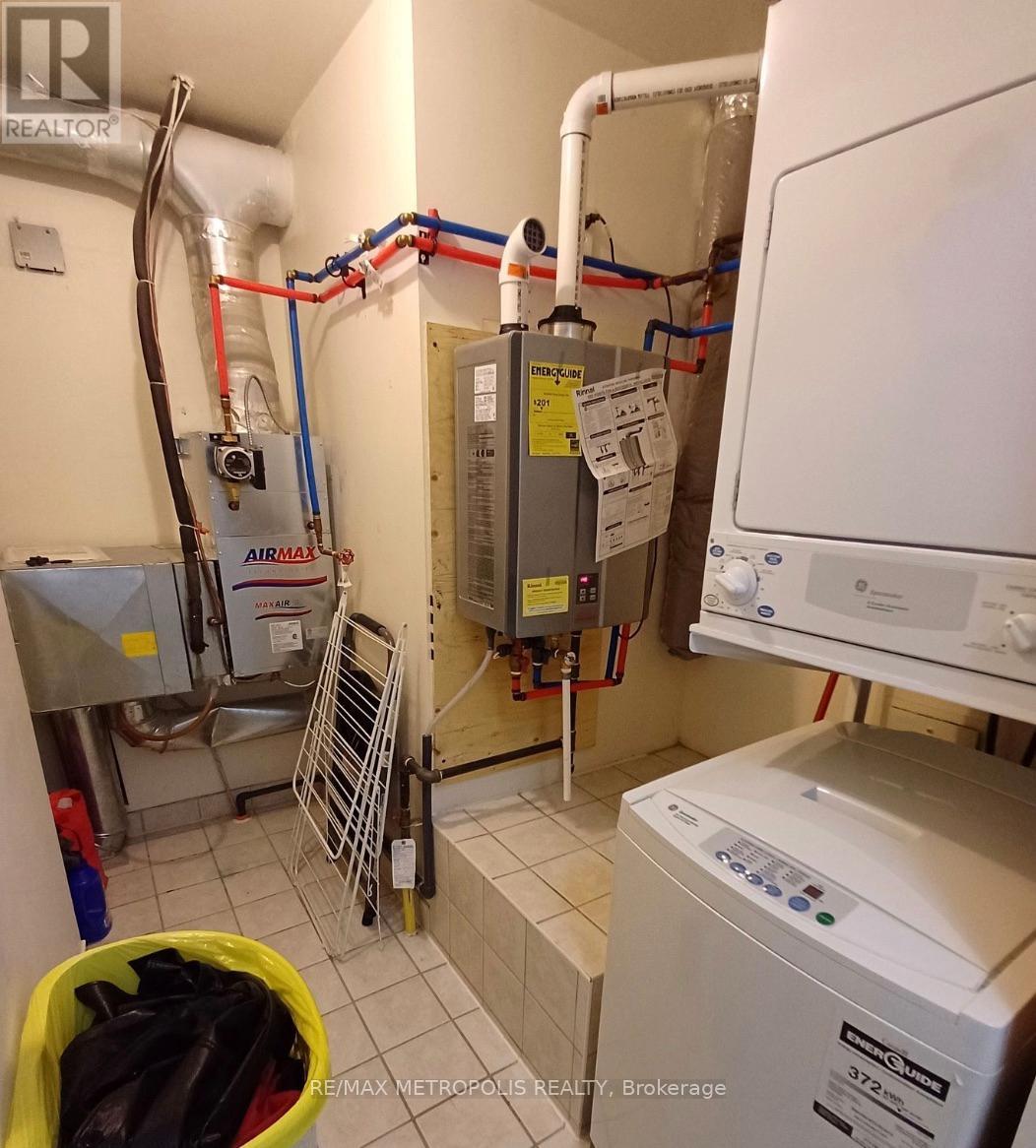 12 - 45 Cedarcroft Boulevard, Toronto, Ontario  M2R 3Y2 - Photo 7 - C13012332