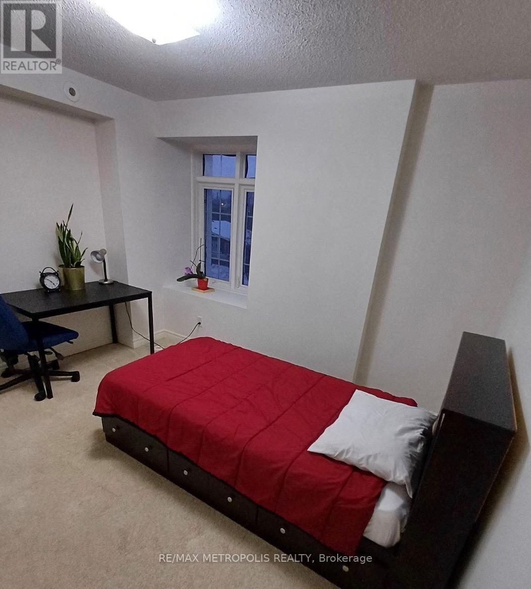 12 - 45 Cedarcroft Boulevard, Toronto, Ontario  M2R 3Y2 - Photo 8 - C13012332