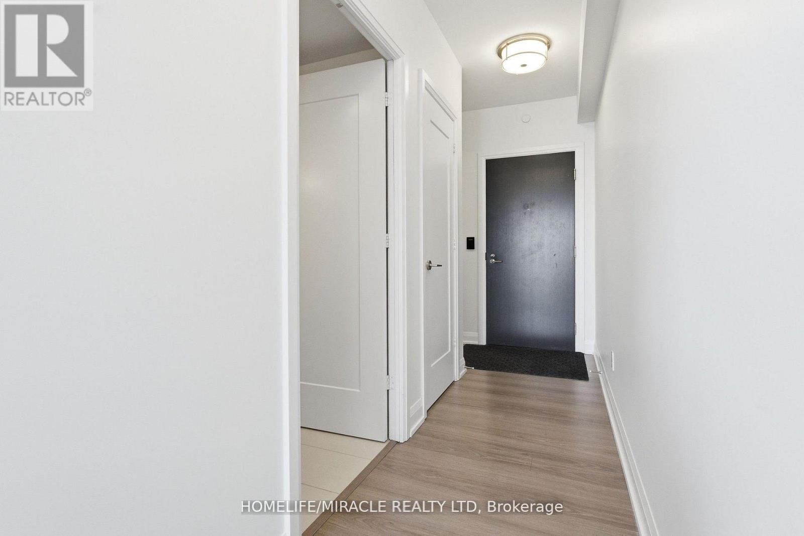 1705 - 18 Graydon Hall Drive, Toronto, Ontario  M3A 0A4 - Photo 3 - C13012144