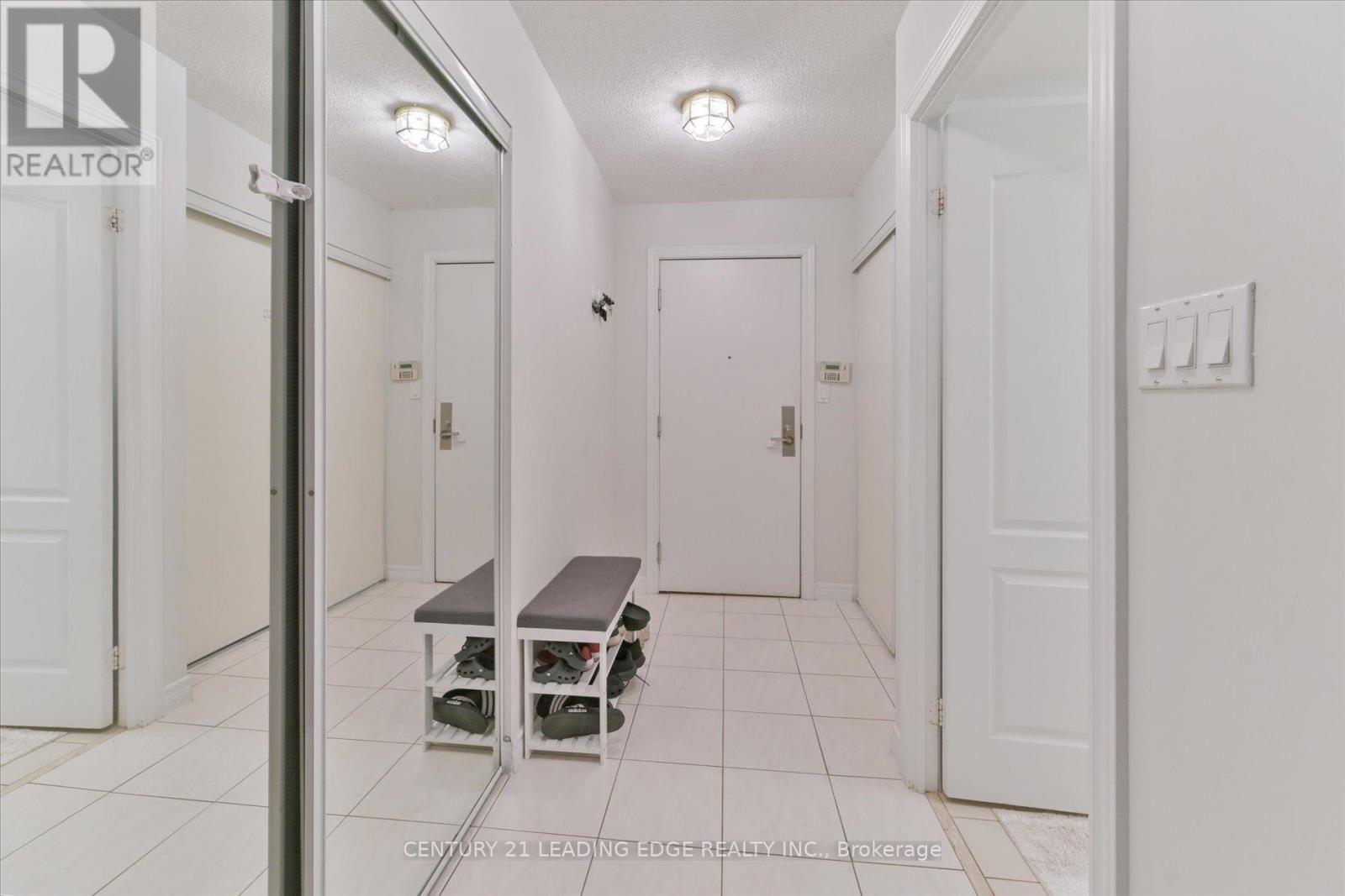 1205 - 88 Grandview Way, Toronto, Ontario  M2N 6V6 - Photo 5 - C13012420