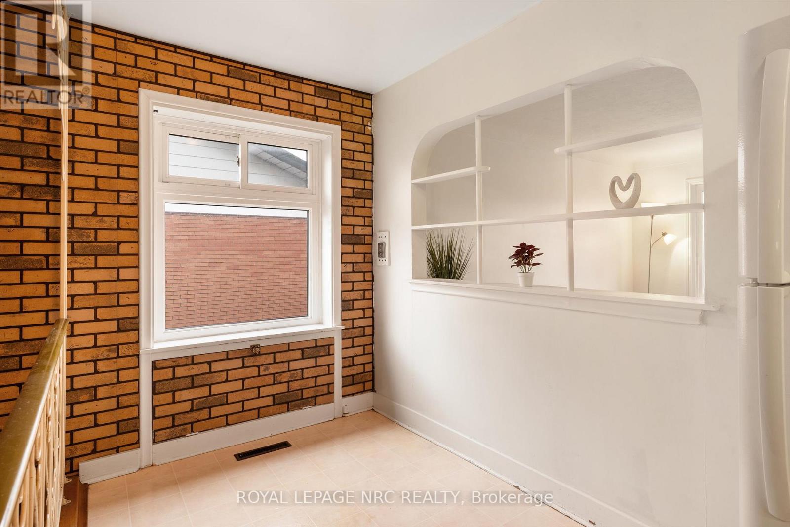 17 Milton Road, St. Catharines, Ontario  L2P 3E7 - Photo 11 - X13012224