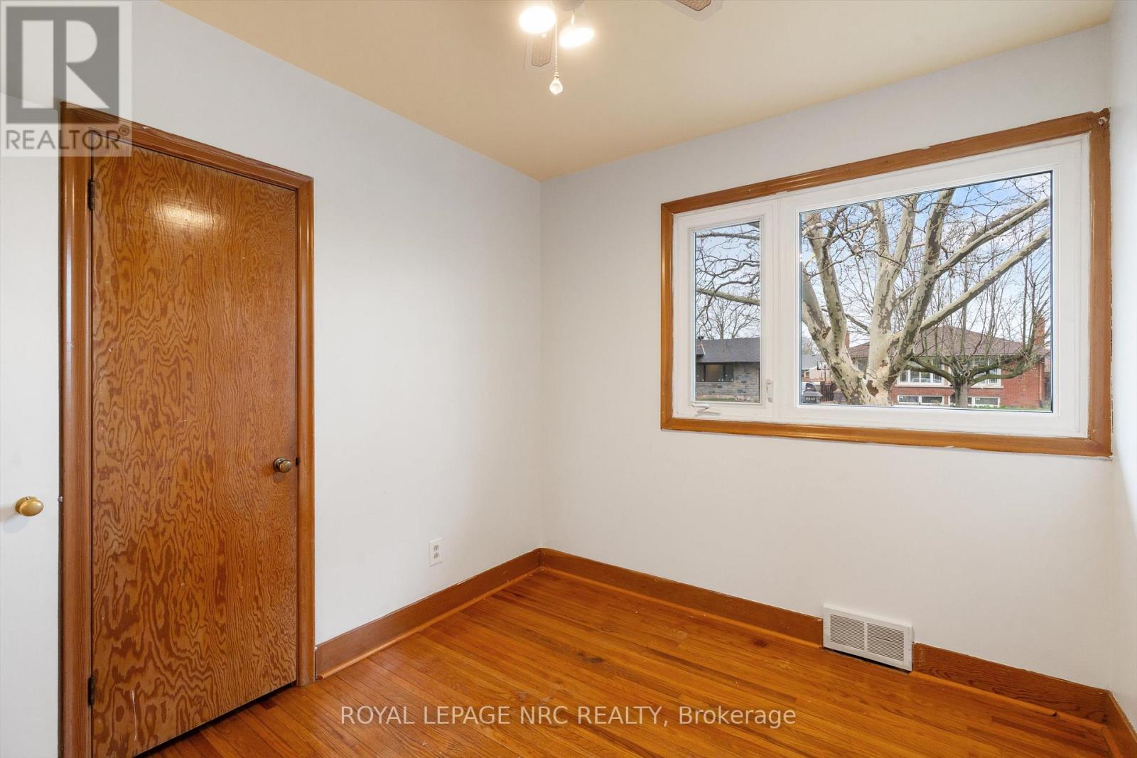 17 Milton Road, St. Catharines, Ontario  L2P 3E7 - Photo 14 - X13012224