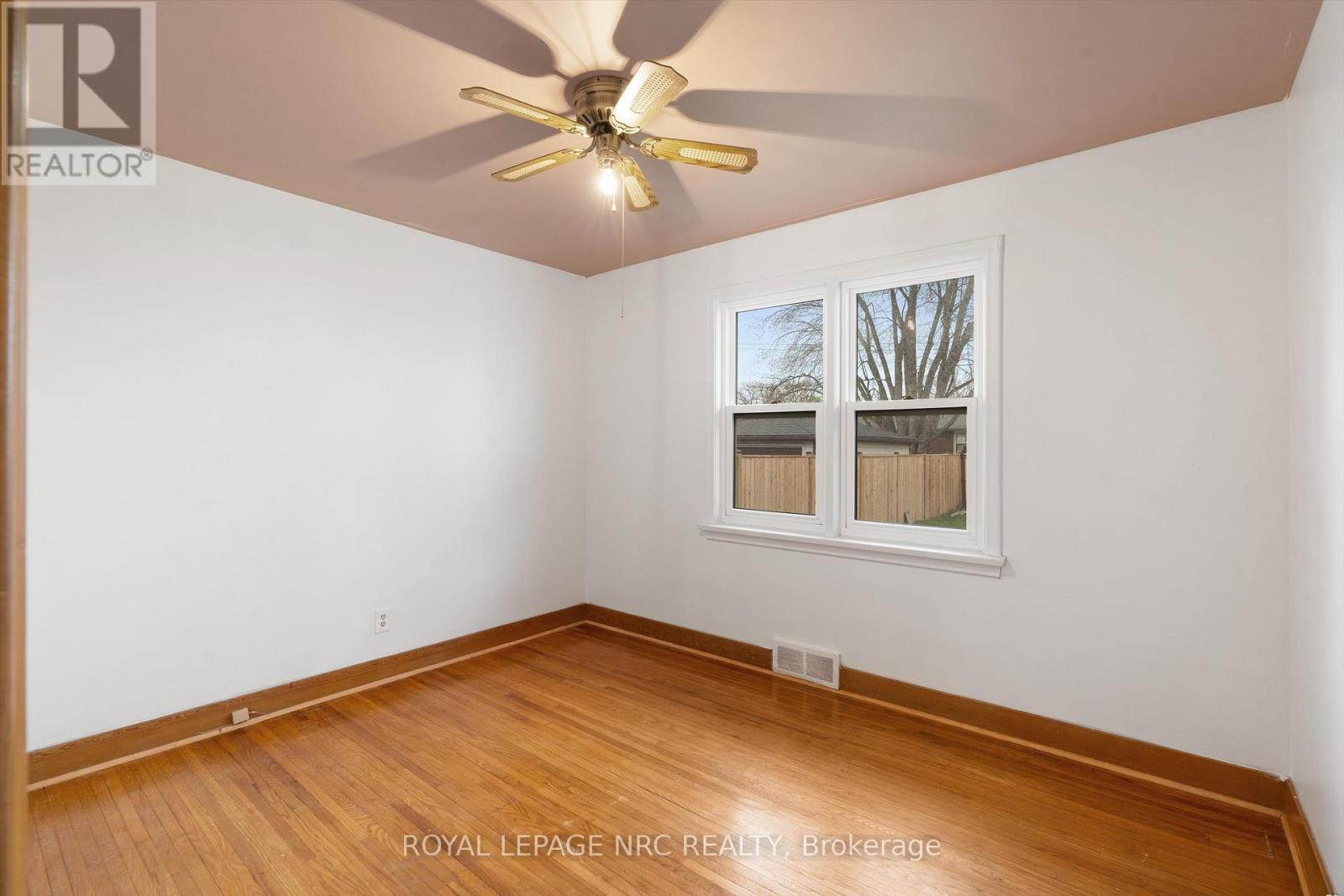 17 Milton Road, St. Catharines, Ontario  L2P 3E7 - Photo 20 - X13012224