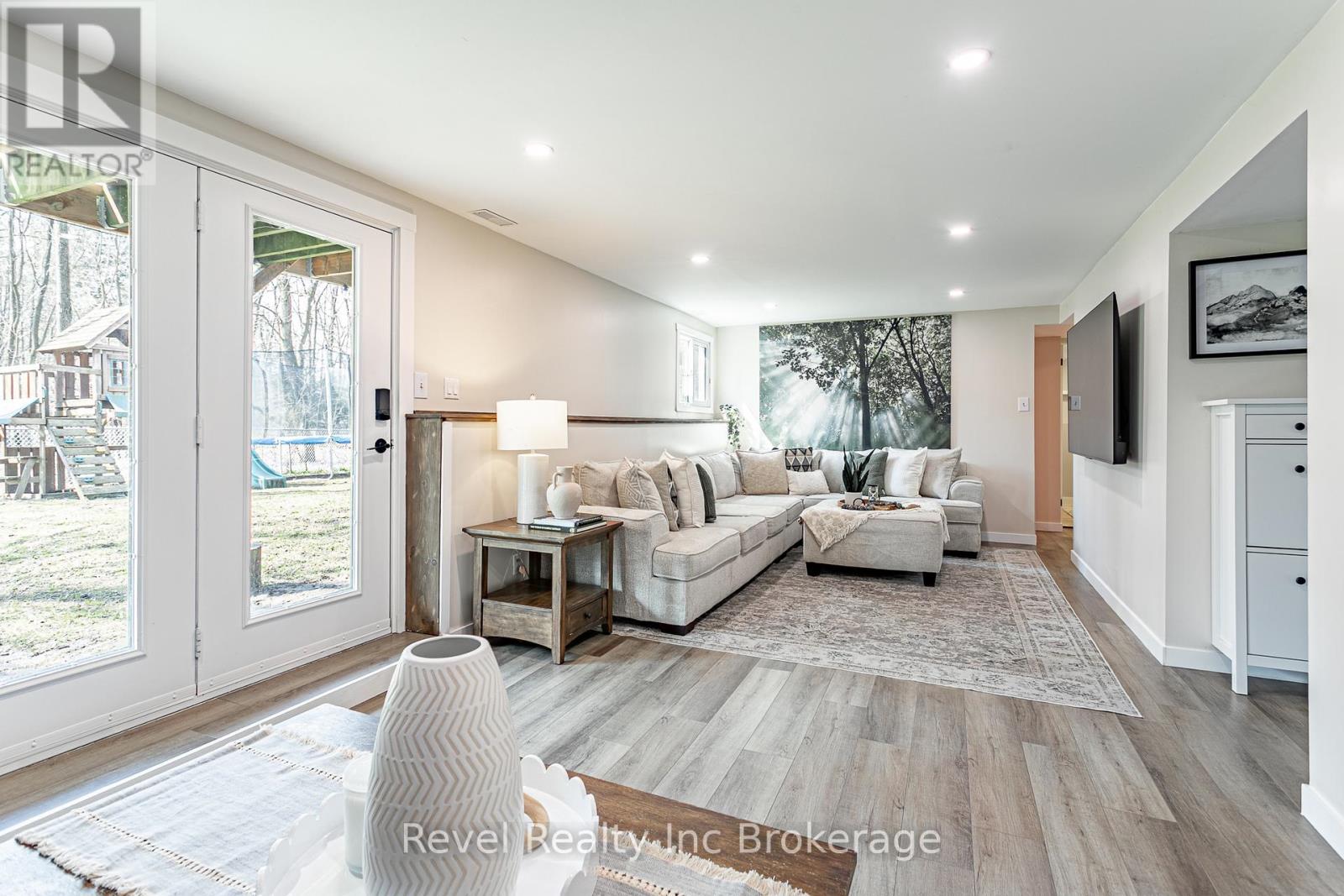 23 Dover Street, Blandford-Blenheim, Ontario  N0J 1G0 - Photo 29 - X13010644