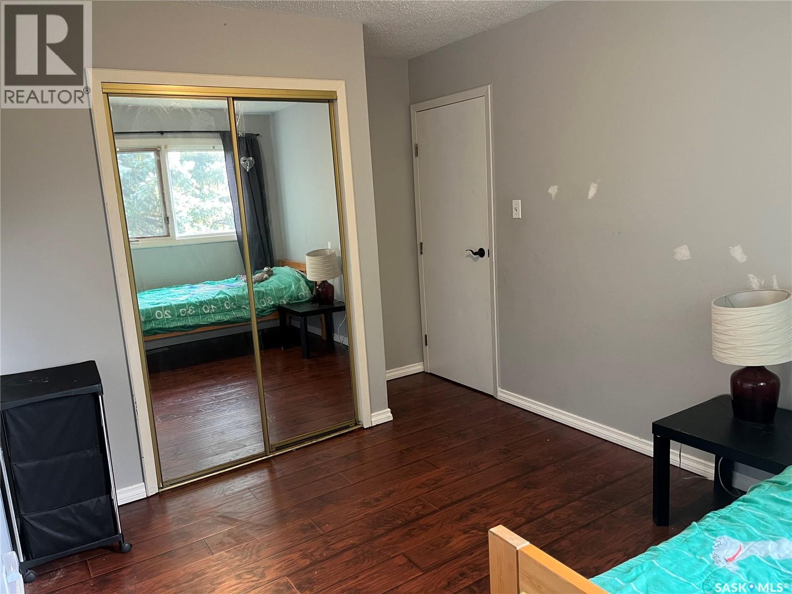 206 3rd Avenue, Caronport, Saskatchewan  S0H 0S0 - Photo 15 - SK033185