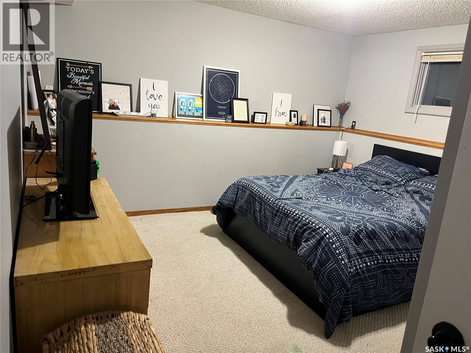 206 3rd Avenue, Caronport, Saskatchewan  S0H 0S0 - Photo 27 - SK033185