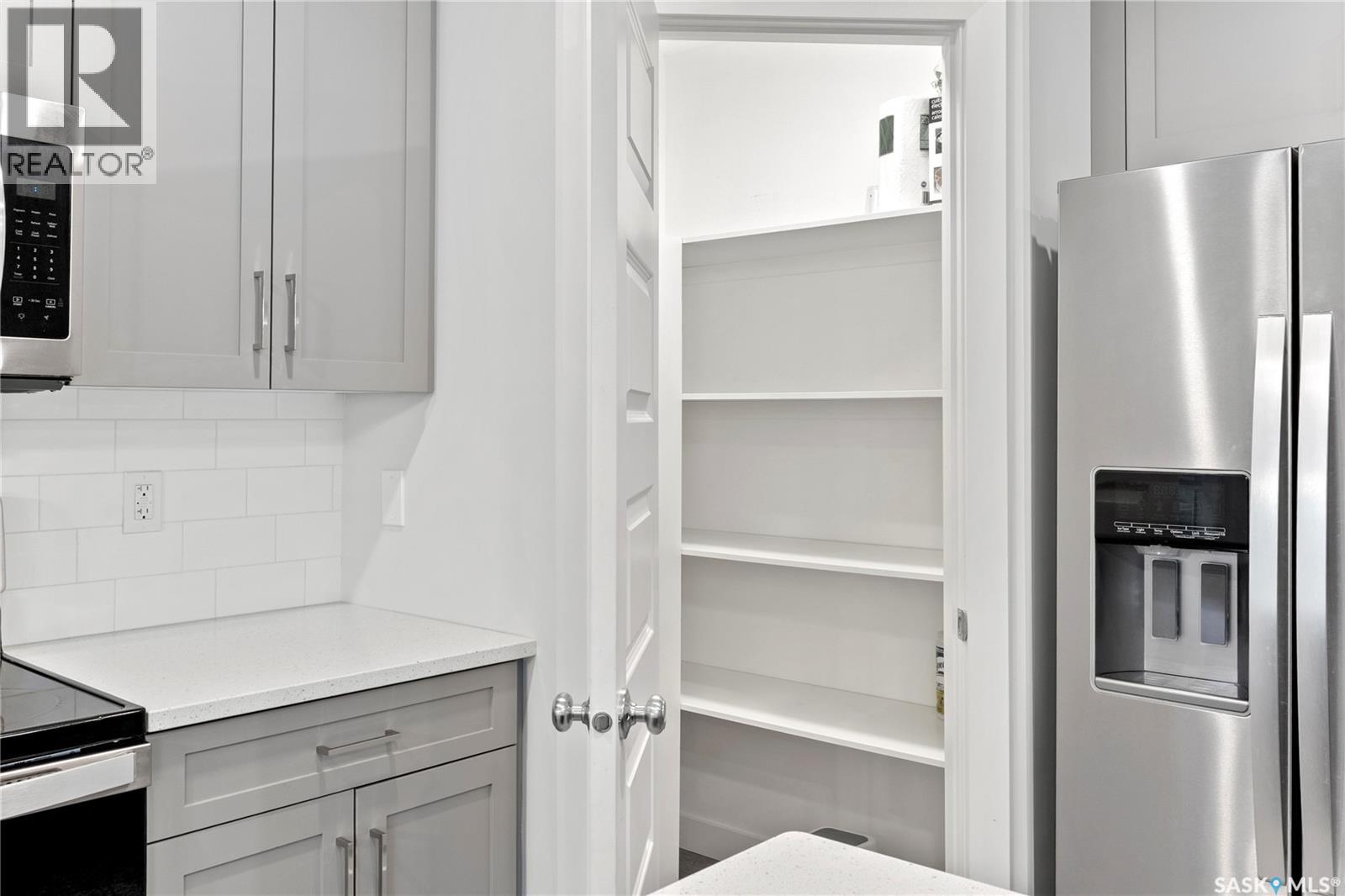 304 Pepper Place, Saskatoon, Saskatchewan  S7V 1S7 - Photo 10 - SK032859