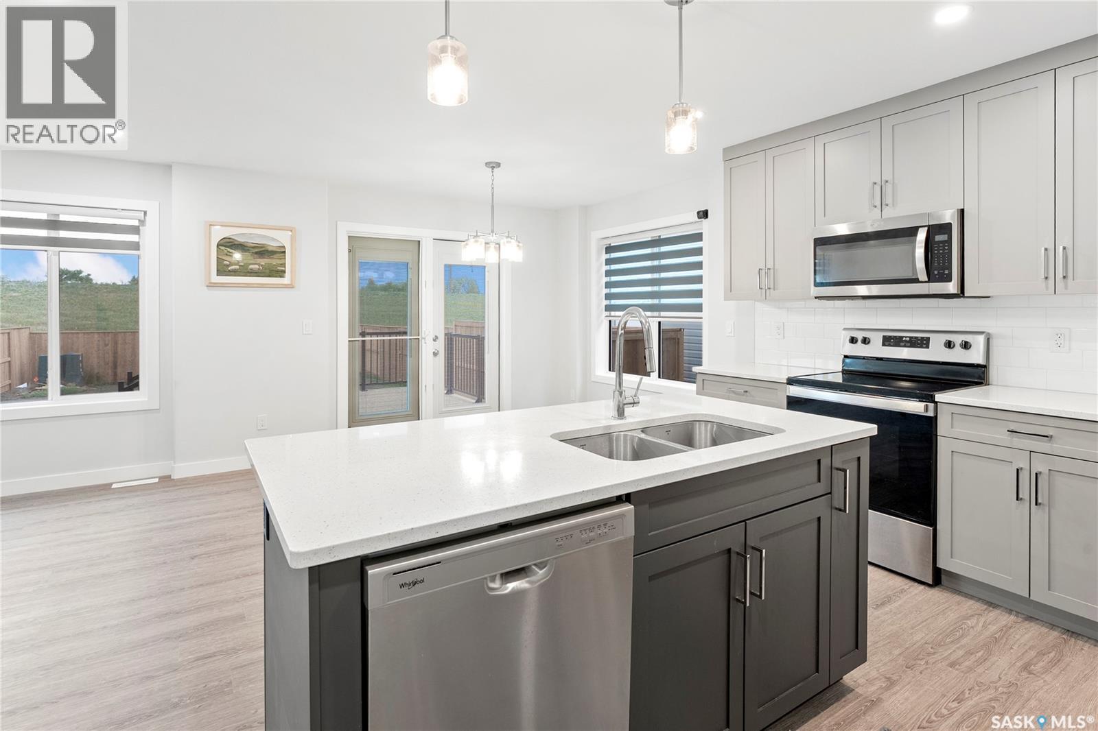 304 Pepper Place, Saskatoon, Saskatchewan  S7V 1S7 - Photo 7 - SK032859