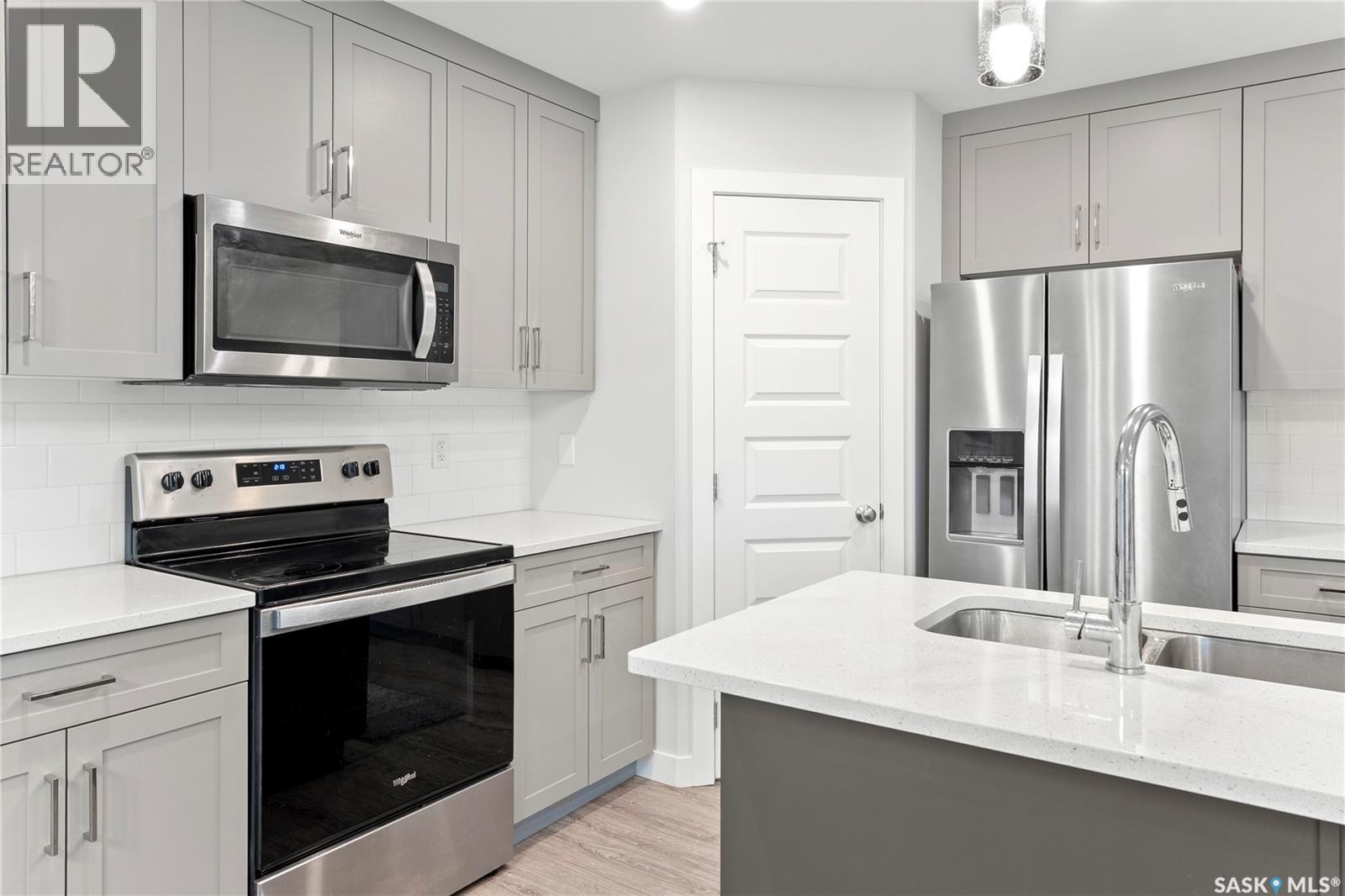 304 Pepper Place, Saskatoon, Saskatchewan  S7V 1S7 - Photo 9 - SK032859