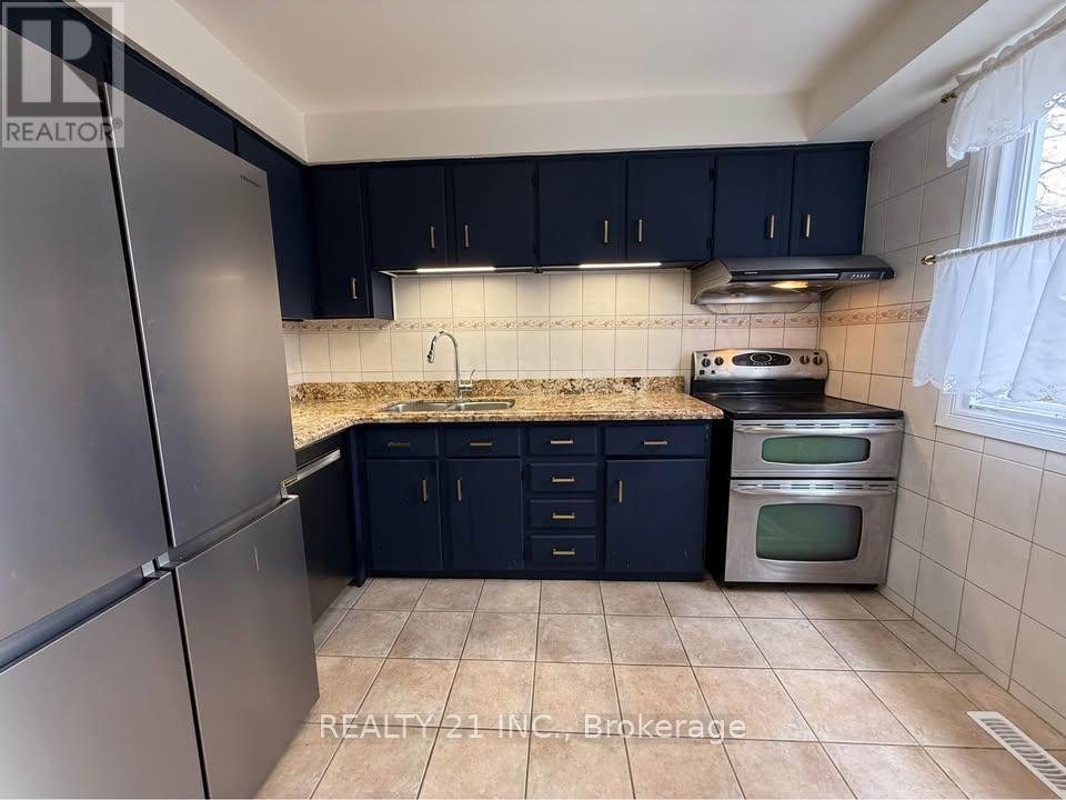 20 - 22 Eaglestone Road, Toronto, Ontario  M1T 3N7 - Photo 3 - E13012260