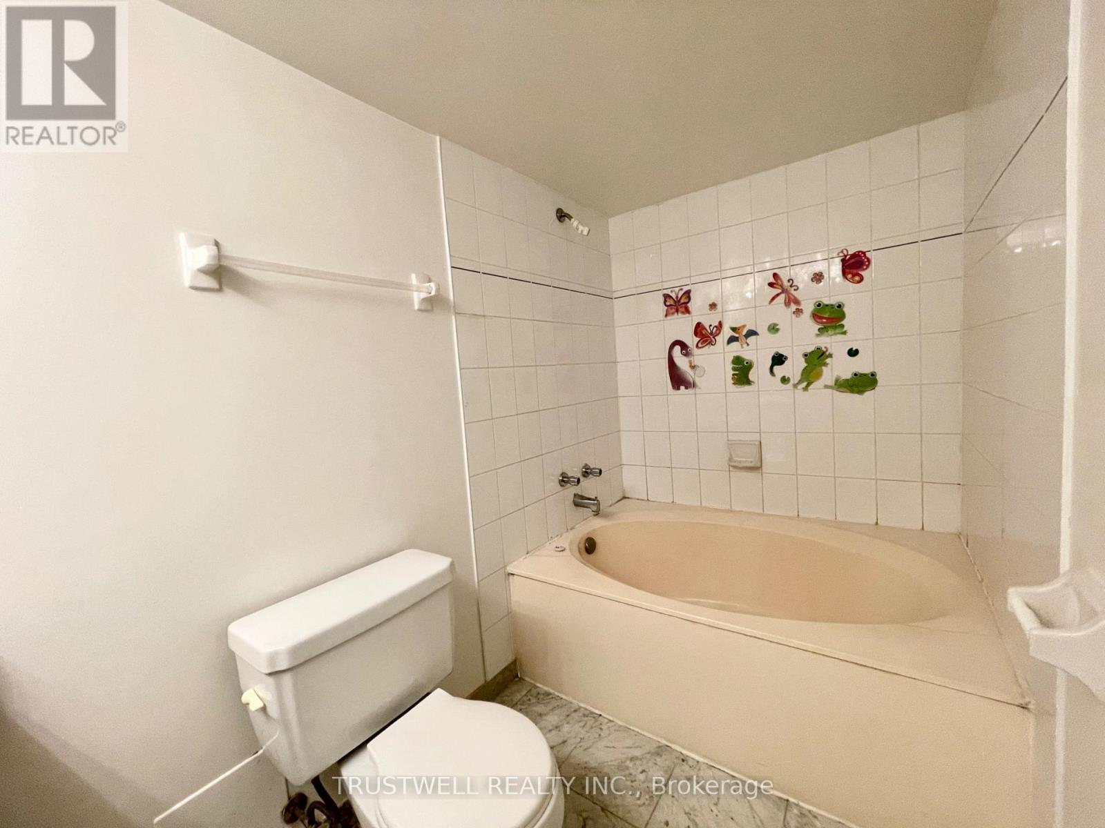 309 - 80 Alton Towers Circle, Toronto, Ontario  M1V 5E8 - Photo 10 - E13012386