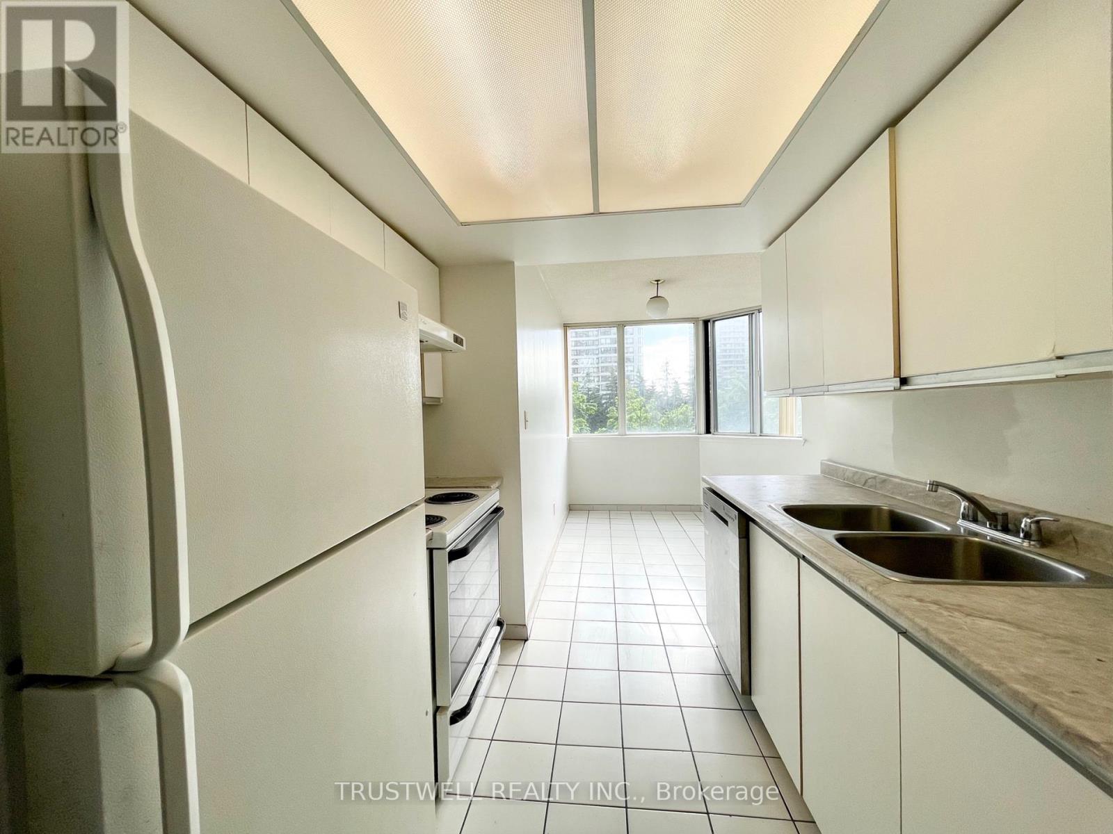 309 - 80 Alton Towers Circle, Toronto, Ontario  M1V 5E8 - Photo 5 - E13012386