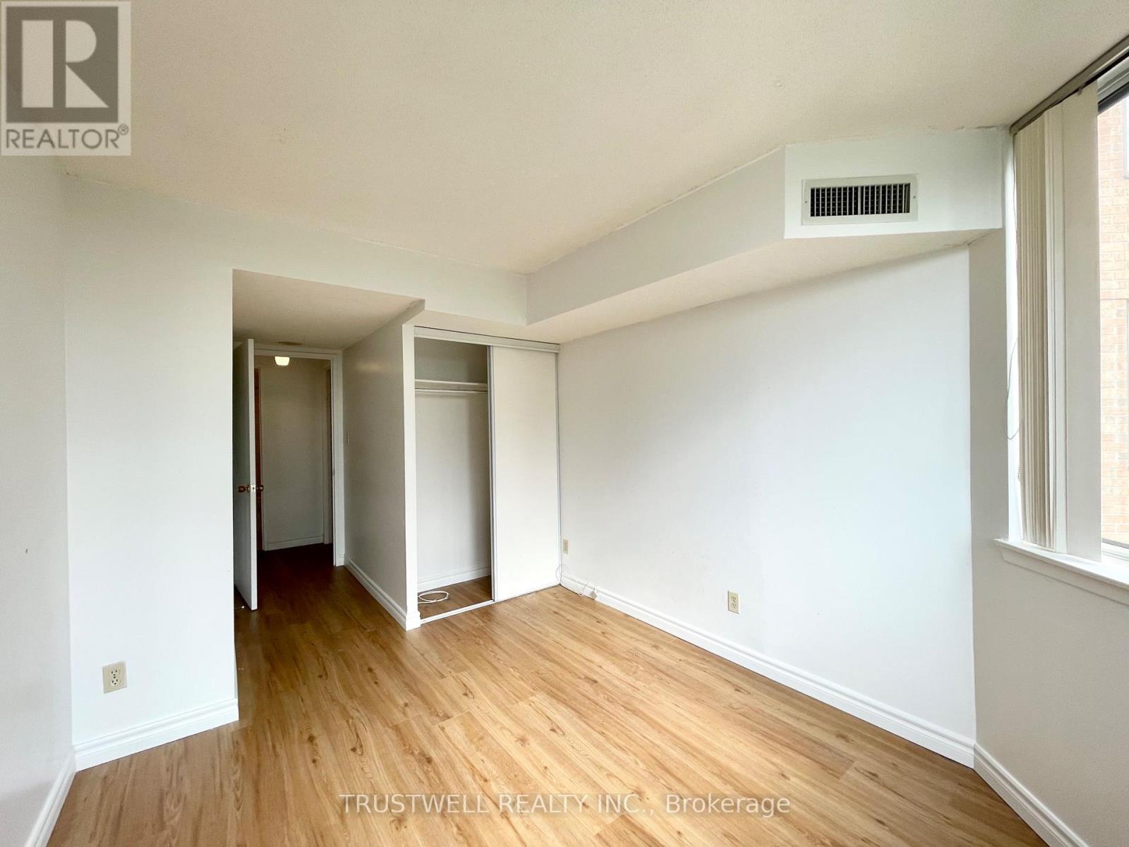 309 - 80 Alton Towers Circle, Toronto, Ontario  M1V 5E8 - Photo 8 - E13012386