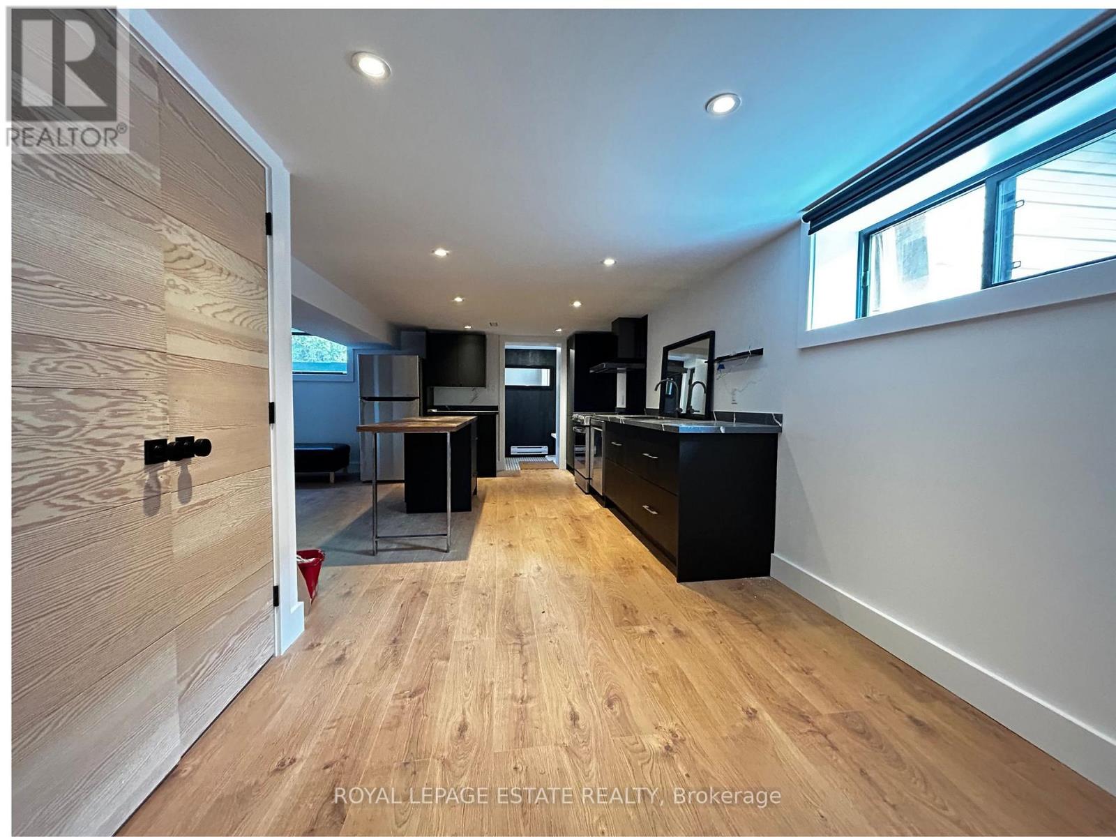 Lower - 65 Maywood Park, Toronto, Ontario  M1K 2H1 - Photo 10 - E13012388