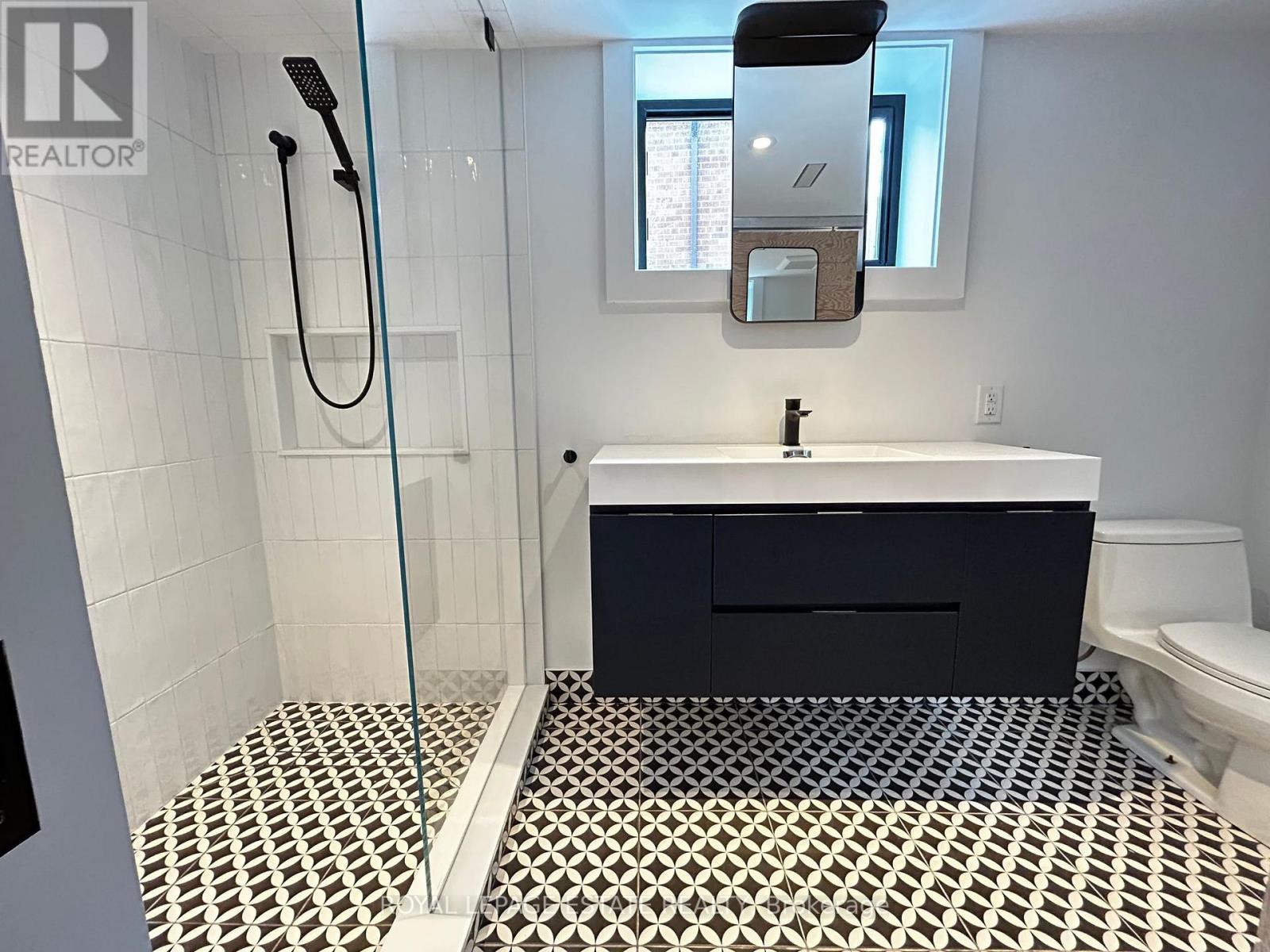 Lower - 65 Maywood Park, Toronto, Ontario  M1K 2H1 - Photo 13 - E13012388