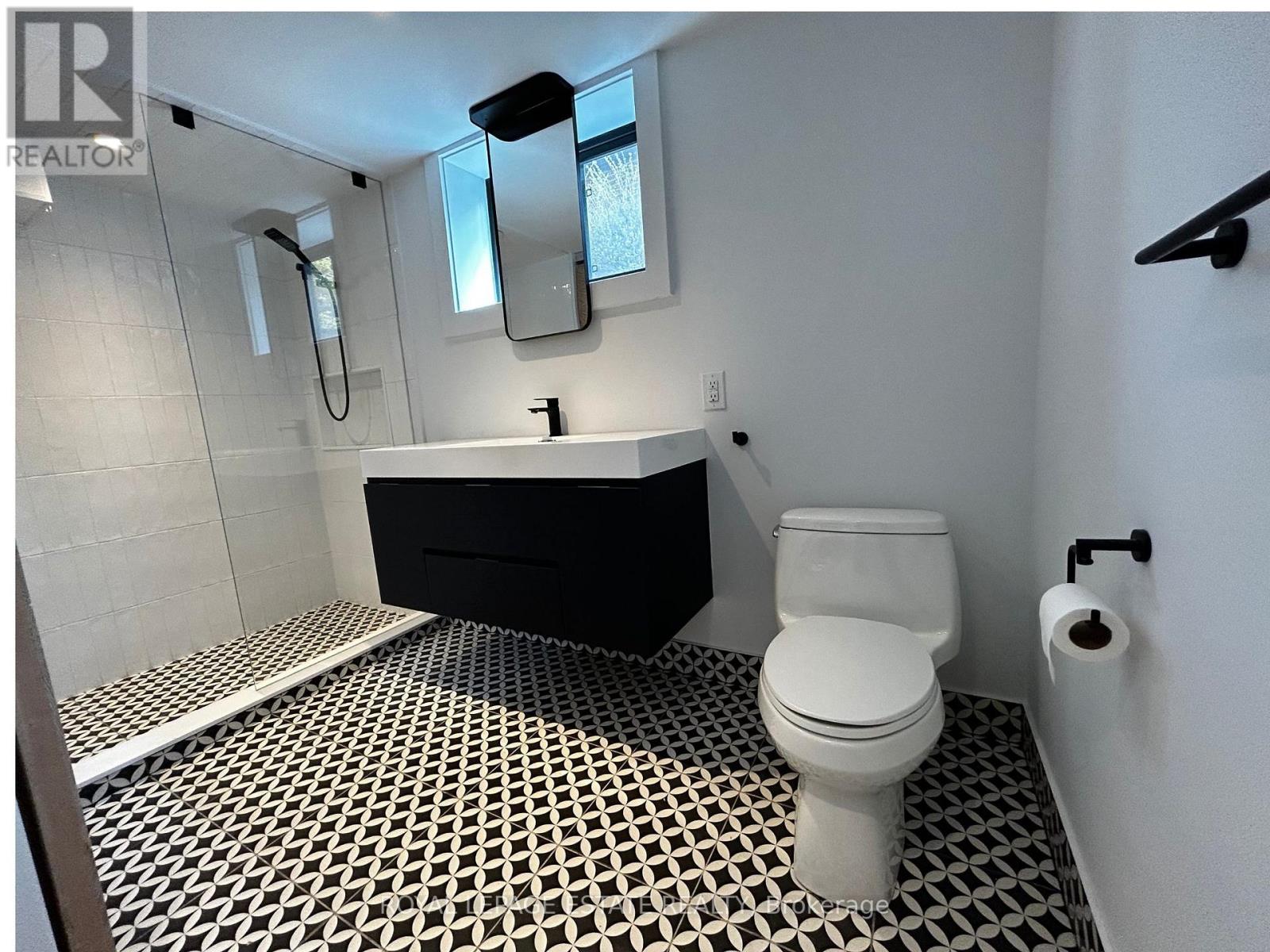 Lower - 65 Maywood Park, Toronto, Ontario  M1K 2H1 - Photo 15 - E13012388