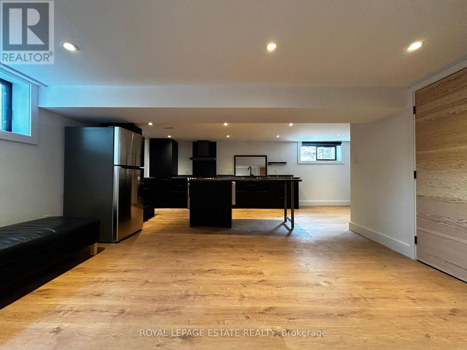 Lower - 65 Maywood Park, Toronto, Ontario  M1K 2H1 - Photo 3 - E13012388