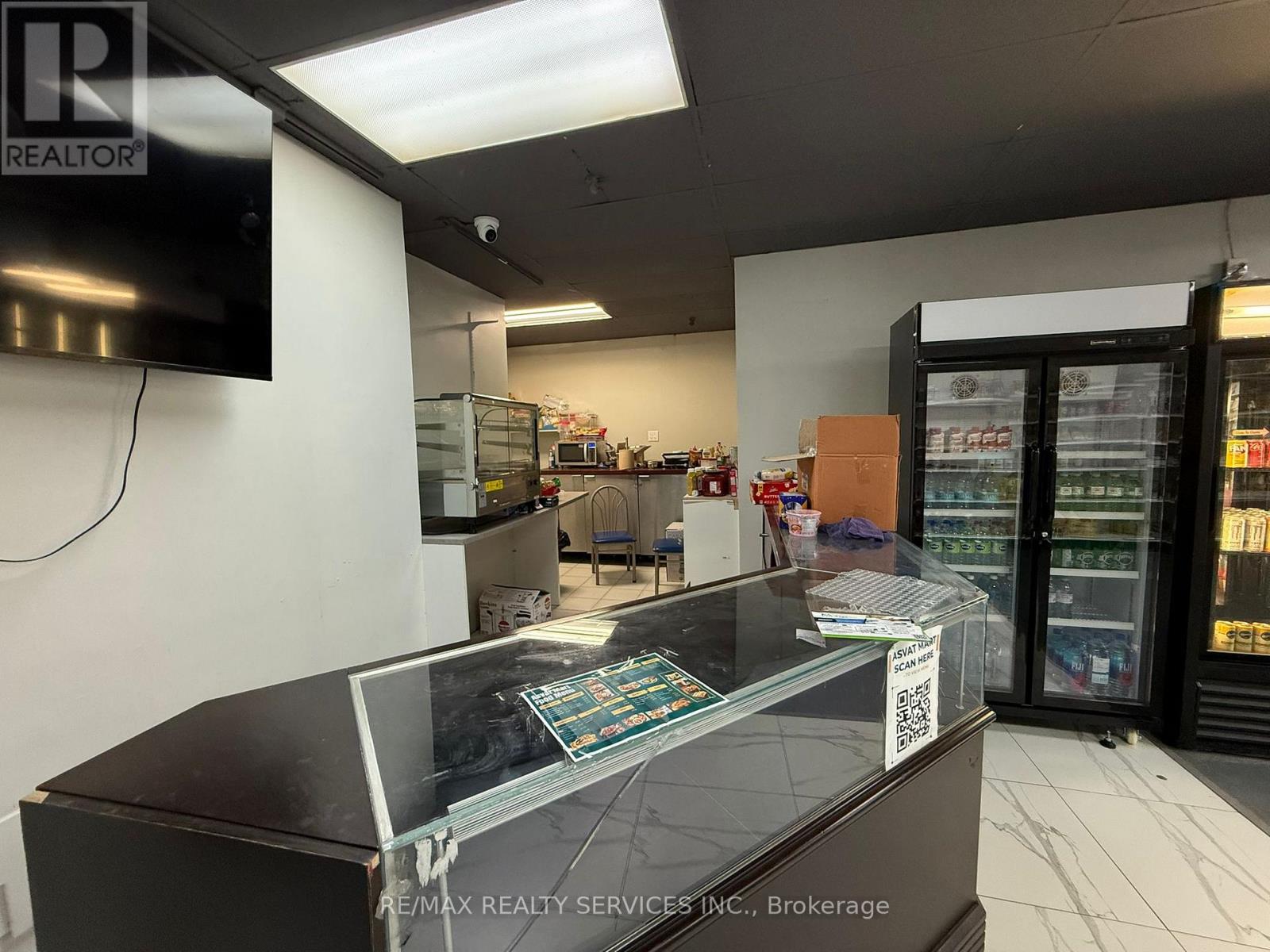 17 - 83 Kennedy Road S, Brampton, Ontario  L6W 3P3 - Photo 3 - W13011680