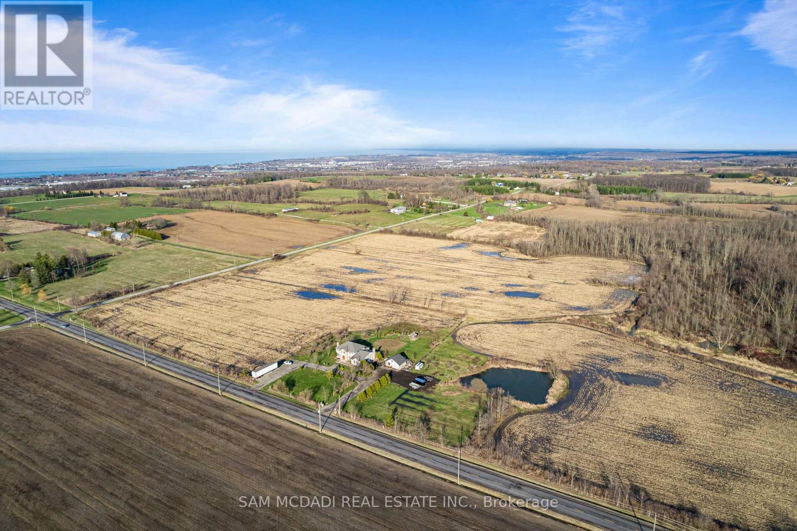 225 Park Road S, Grimsby, Ontario  L3M 4E7 - Photo 2 - X13007180