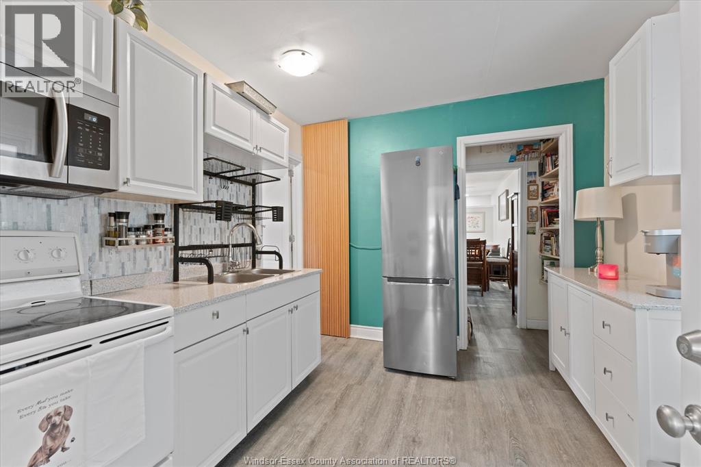 965 Bridge, Windsor, Ontario  N9B 2M9 - Photo 24 - 26006773