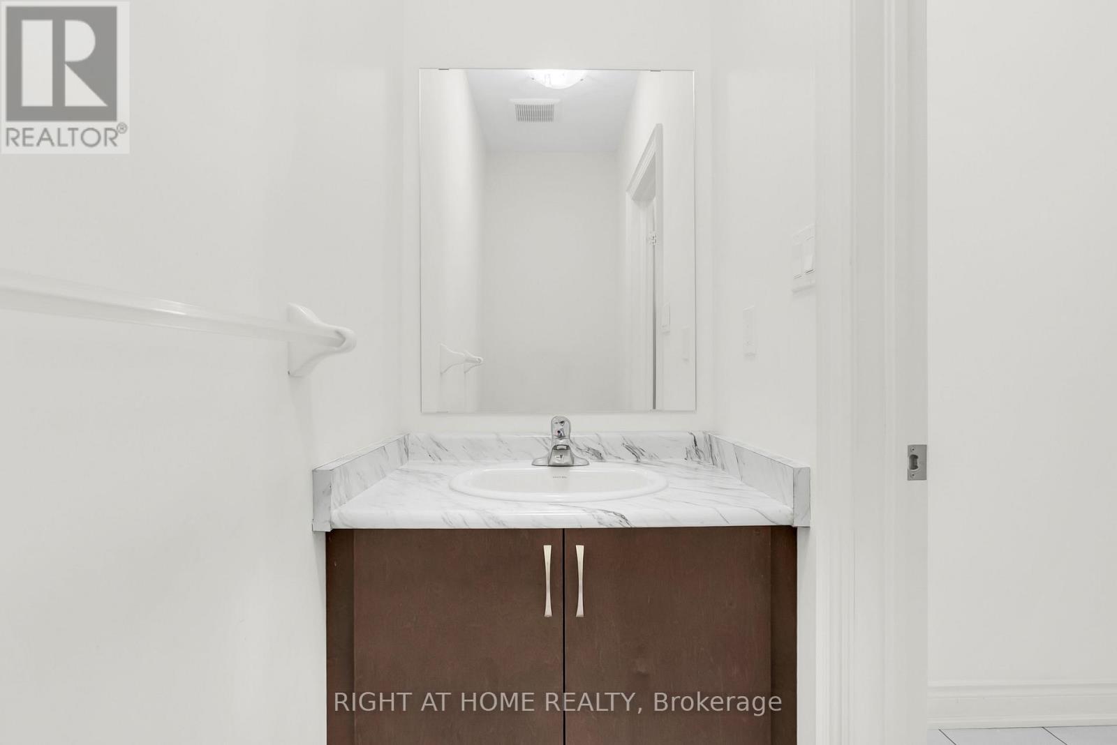 333 Boundary Boulevard, Whitchurch-Stouffville, Ontario  L4A 5E2 - Photo 18 - N13012266