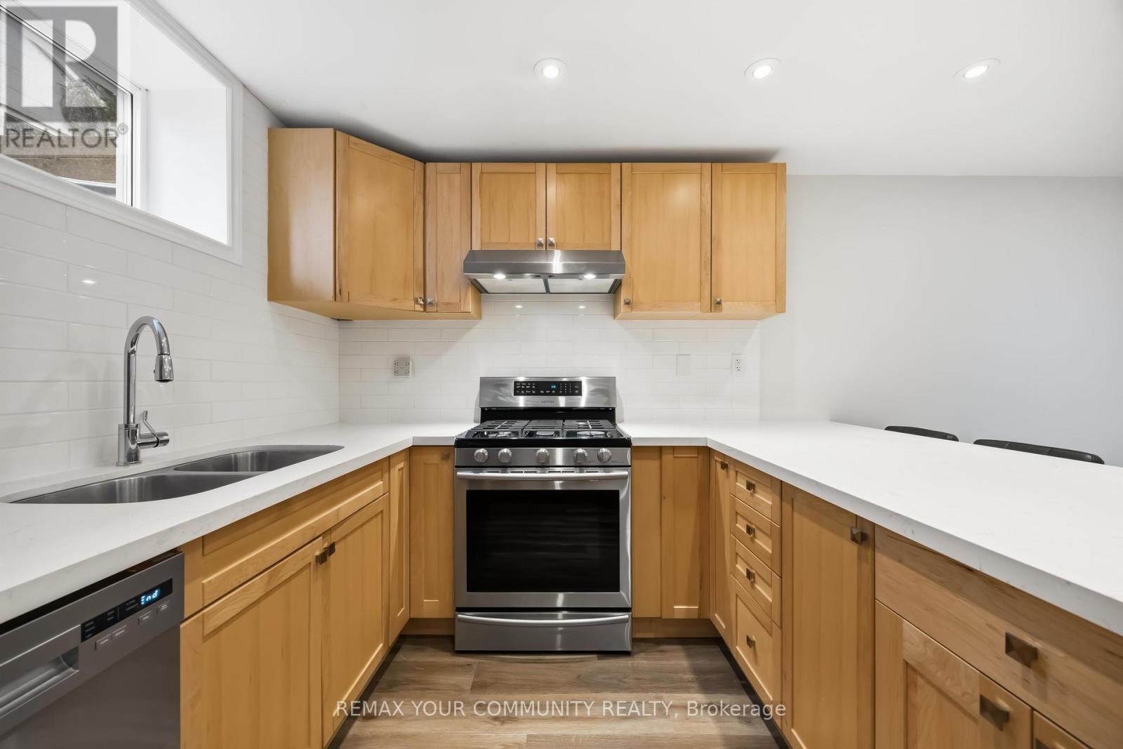 67 Muirhead Crescent, Richmond Hill, Ontario  L4E 3M7 - Photo 13 - N13012364