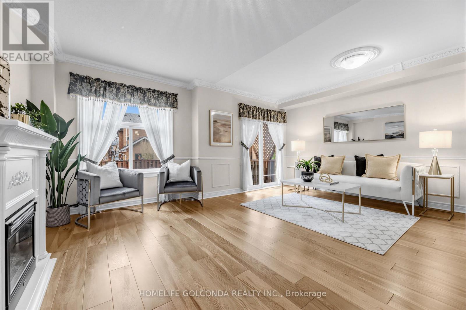 15 Amulet Crescent, Richmond Hill, Ontario  L4S 2S2 - Photo 2 - N13012368