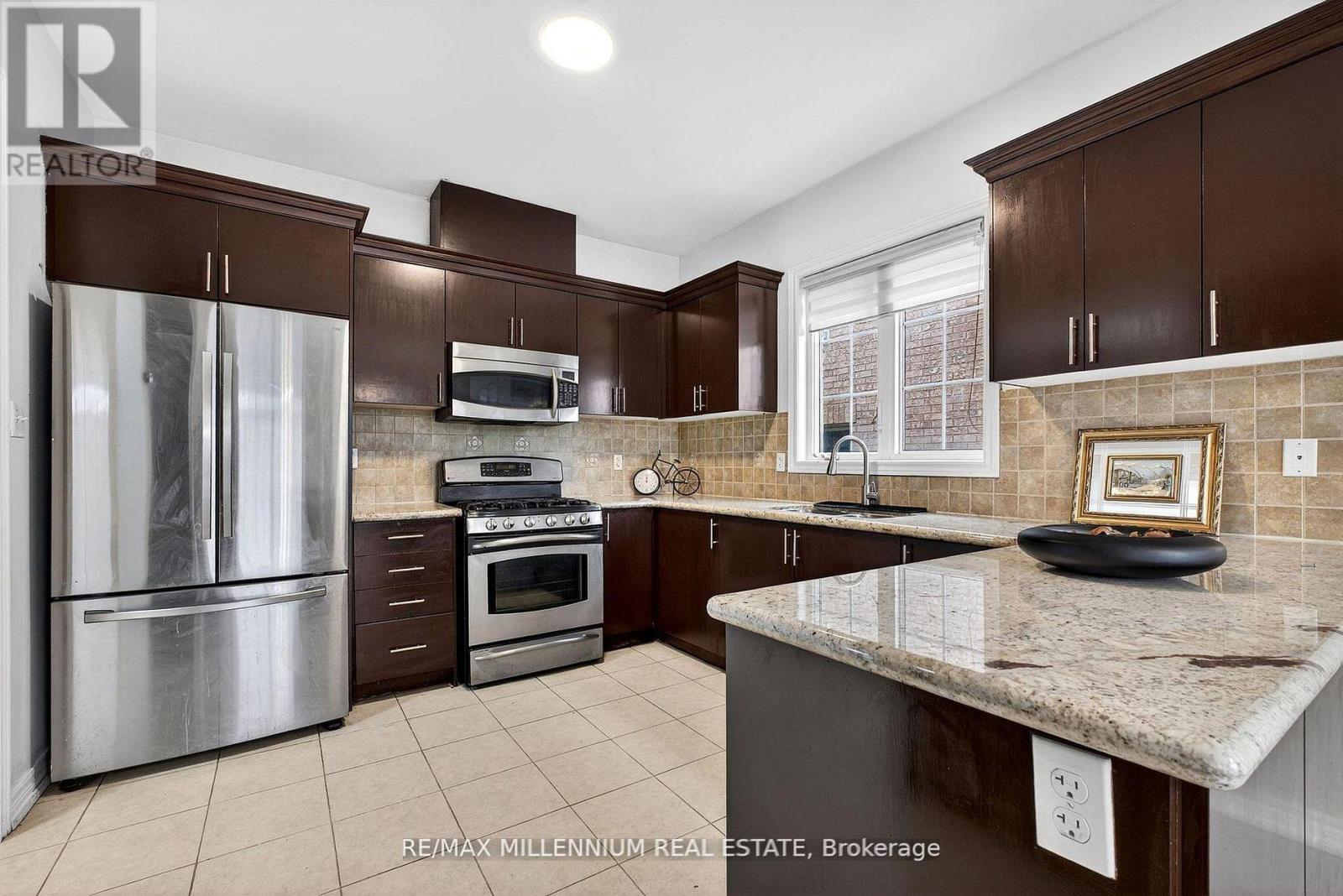 75 Twin Hill Crescent, Vaughan (Vellore Village), Ontario  L4H 0G7 - Photo 12 - N13012484