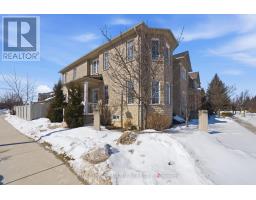 2 CASTLE PARK BOULEVARD, Vaughan, Ontario