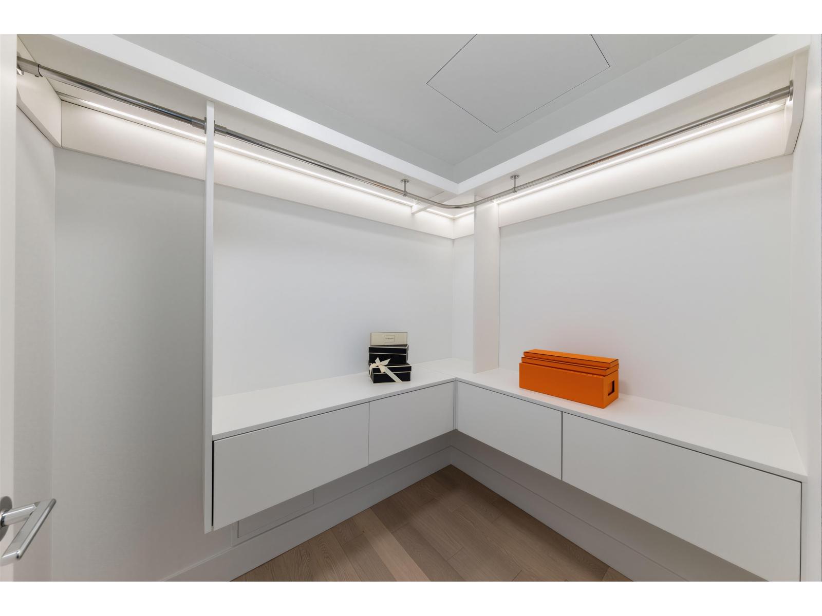 1601 1475 Foster Street, Surrey, British Columbia  V4B 0C9 - Photo 7 - R3111990