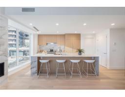 1601 1475 FOSTER STREET, Surrey, British Columbia