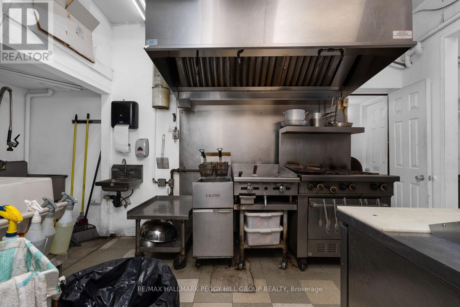 Mexhico Restaurant - 37 Dunlop Street W, Barrie, Ontario  L4N 1A1 - Photo 12 - S13012346