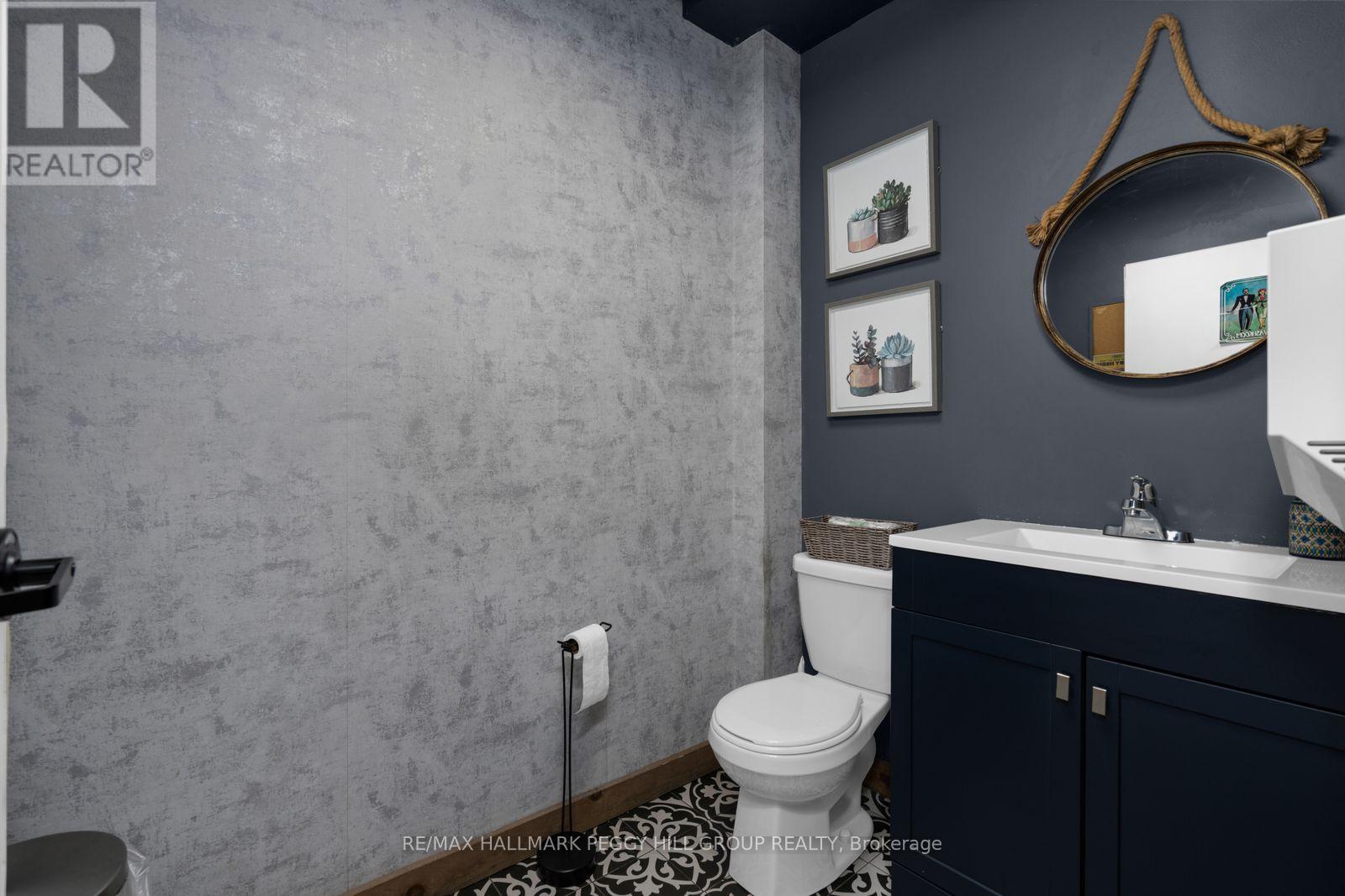 Mexhico Restaurant - 37 Dunlop Street W, Barrie, Ontario  L4N 1A1 - Photo 15 - S13012346