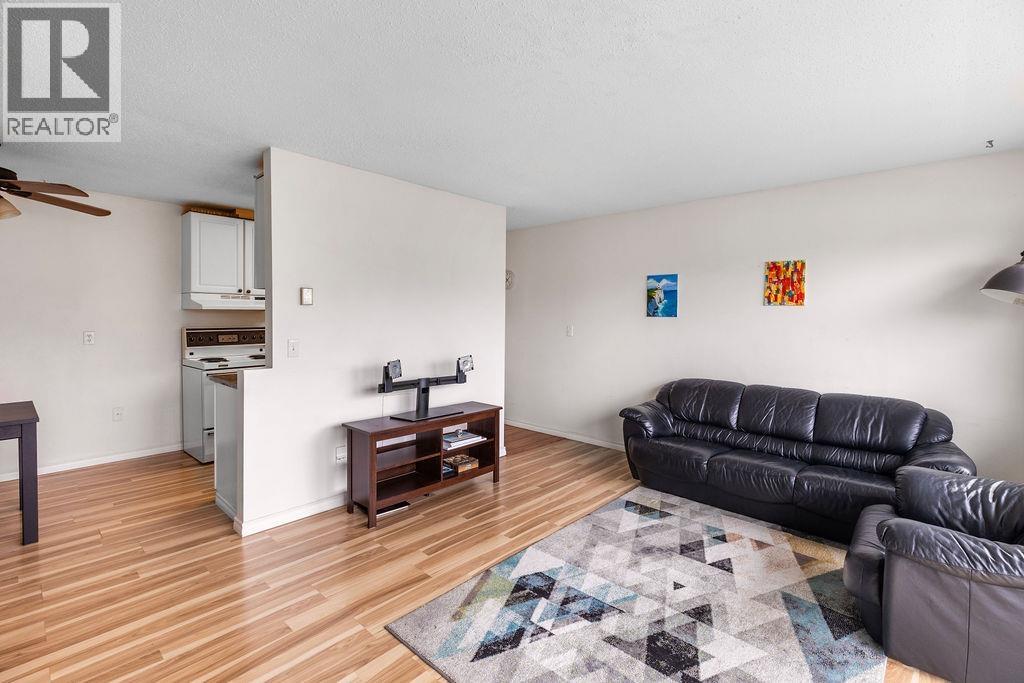 102 8040 Ryan Road, Richmond, British Columbia  V7A 2E5 - Photo 2 - R3112159