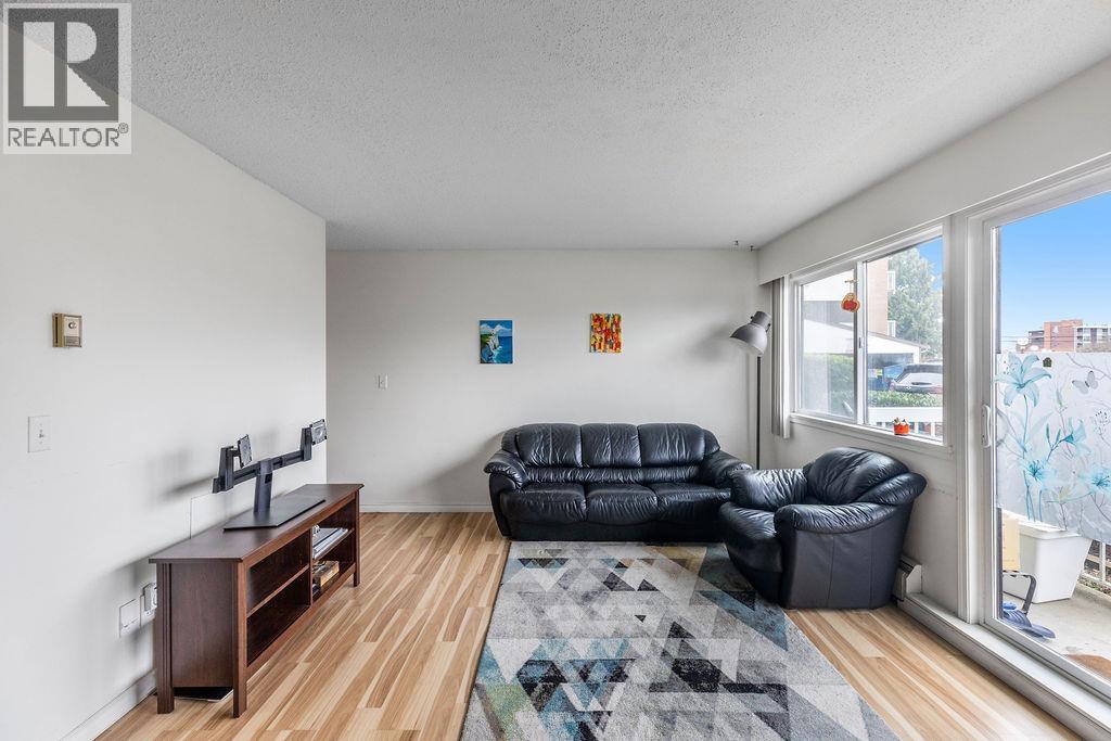 102 8040 Ryan Road, Richmond, British Columbia  V7A 2E5 - Photo 3 - R3112159