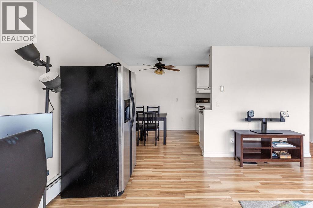 102 8040 Ryan Road, Richmond, British Columbia  V7A 2E5 - Photo 4 - R3112159