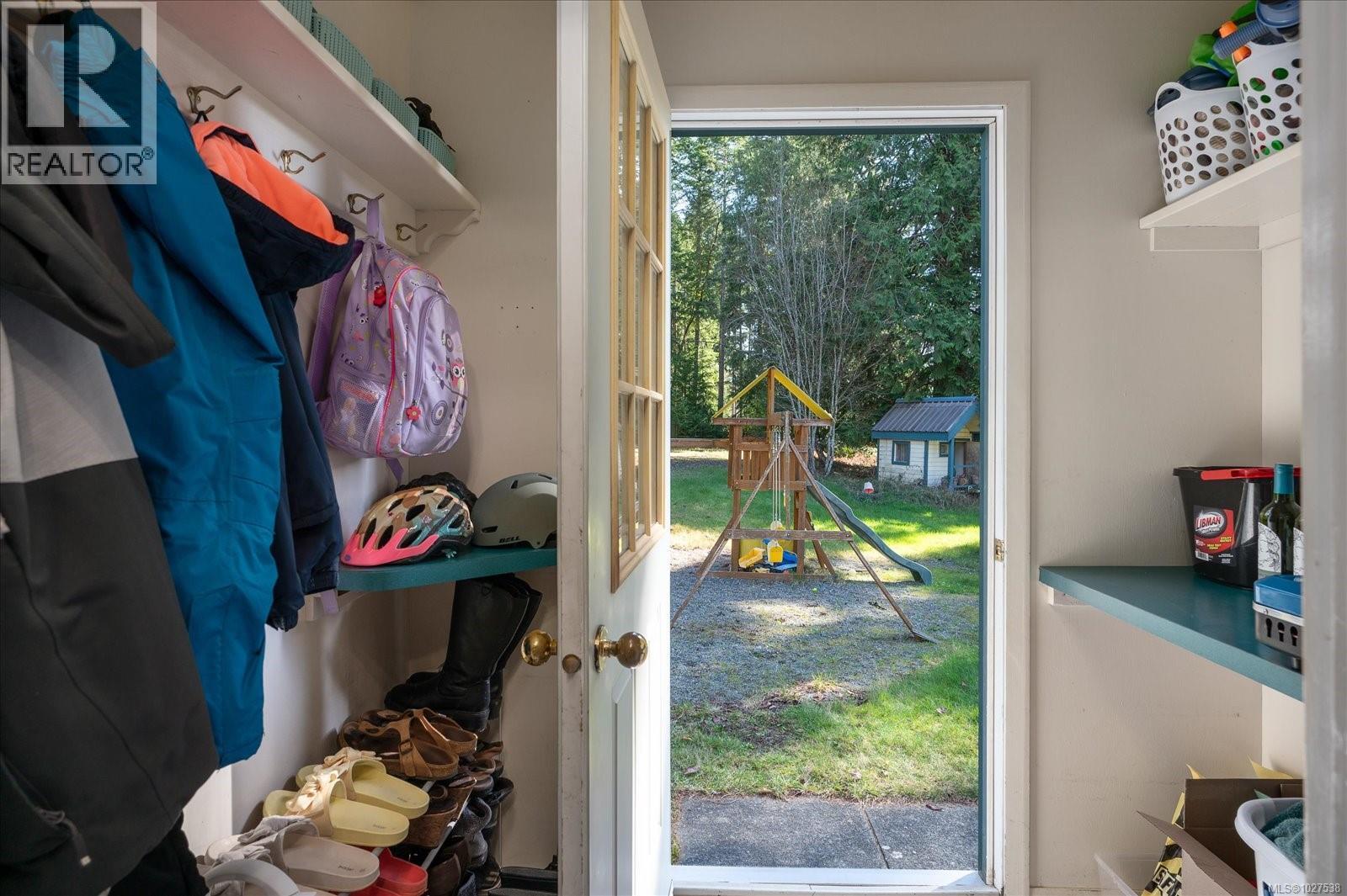 6580 Phantom Rd, Lantzville, British Columbia  V0R 2H0 - Photo 18 - 1027538