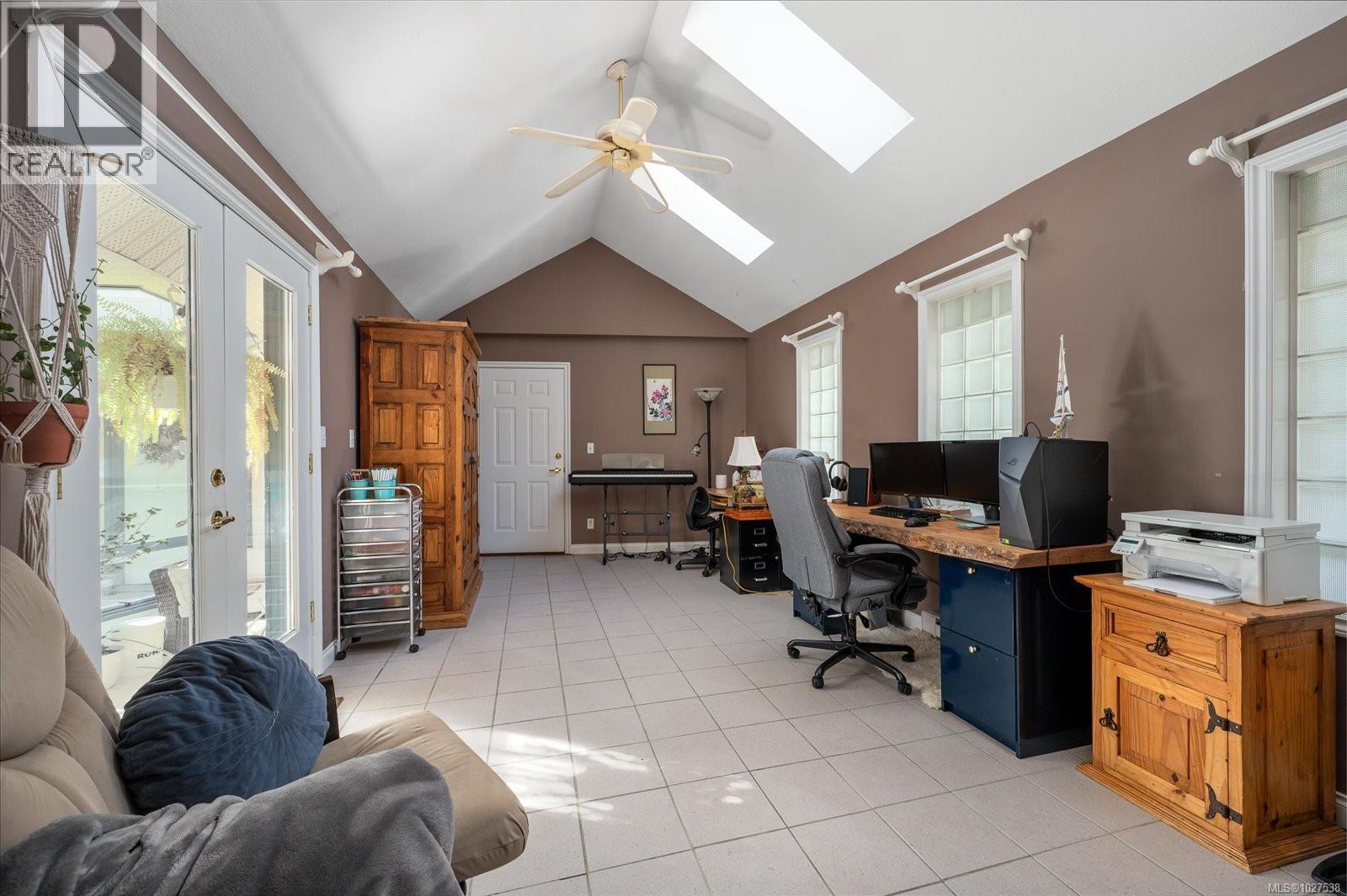 6580 Phantom Rd, Lantzville, British Columbia  V0R 2H0 - Photo 26 - 1027538