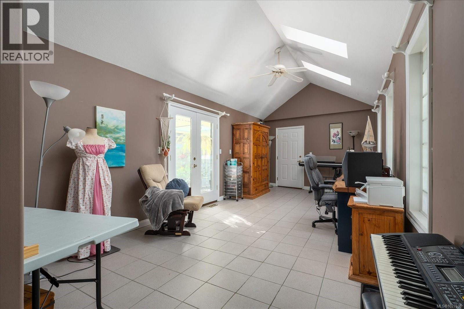 6580 Phantom Rd, Lantzville, British Columbia  V0R 2H0 - Photo 25 - 1027538