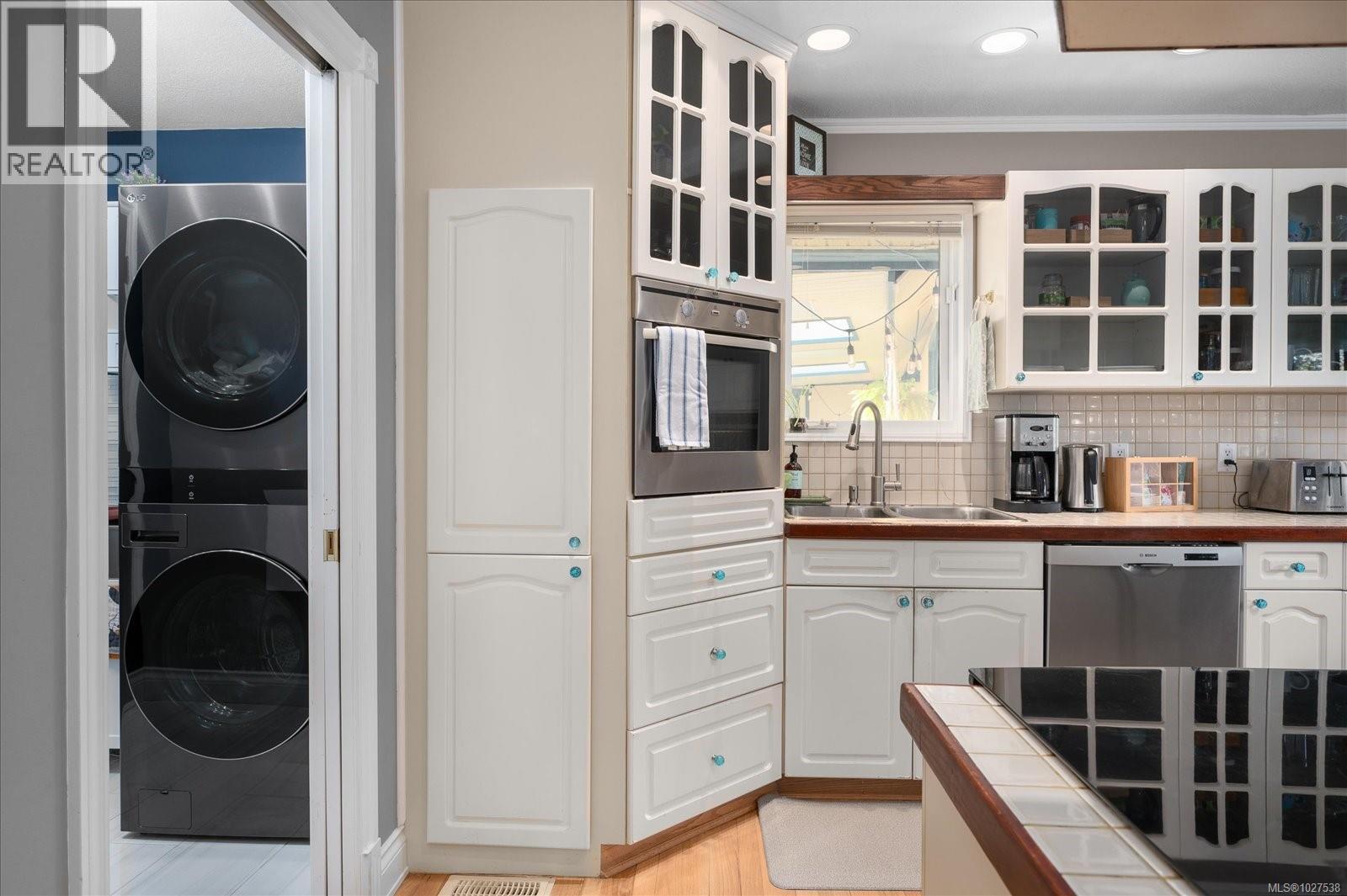 6580 Phantom Rd, Lantzville, British Columbia  V0R 2H0 - Photo 16 - 1027538