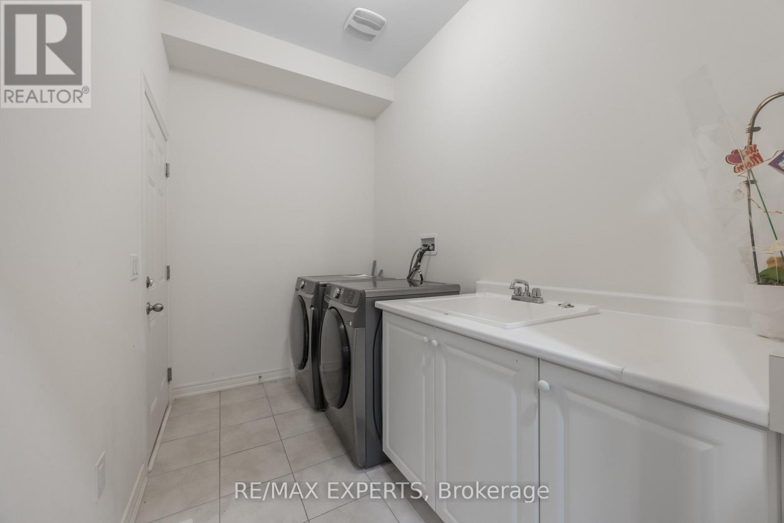 15 Nightjar Drive, Brampton, Ontario  L7A 5A1 - Photo 10 - W12704632
