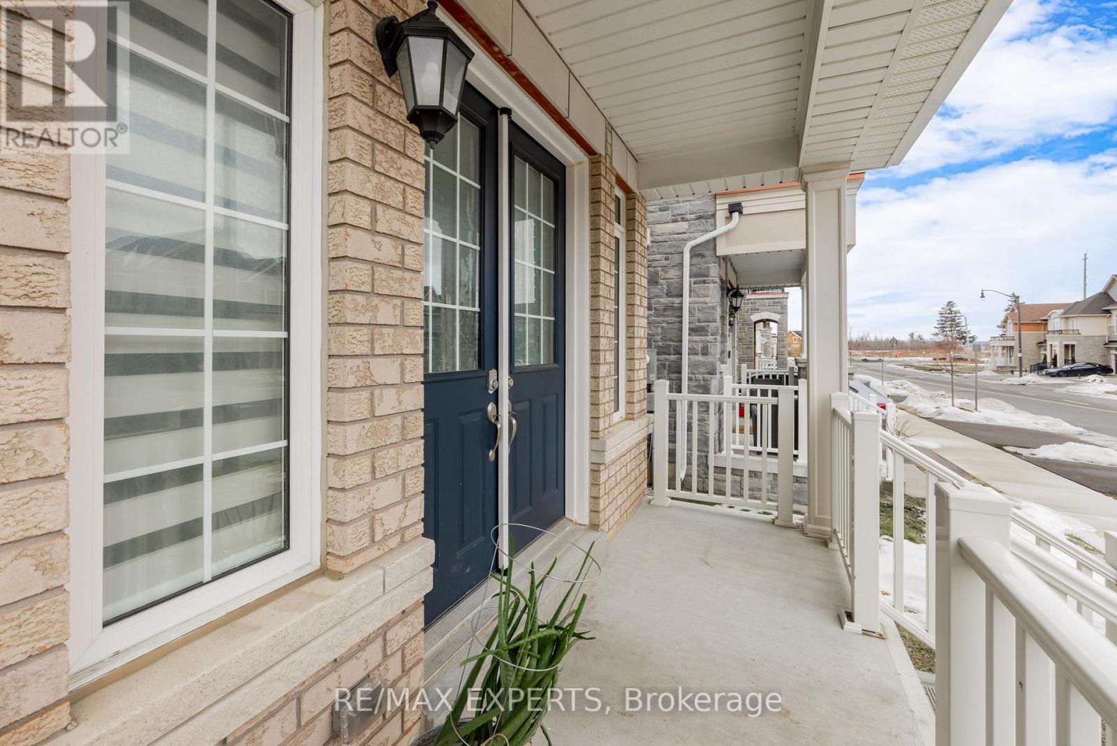 15 Nightjar Drive, Brampton, Ontario  L7A 5A1 - Photo 3 - W12704632